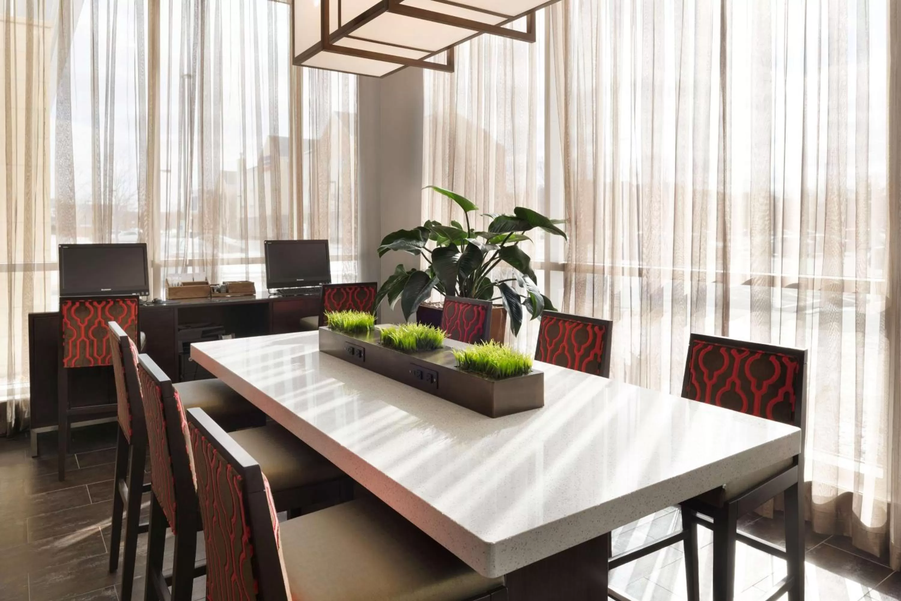 Business facilities in Embassy Suites by Hilton Chicago Naperville