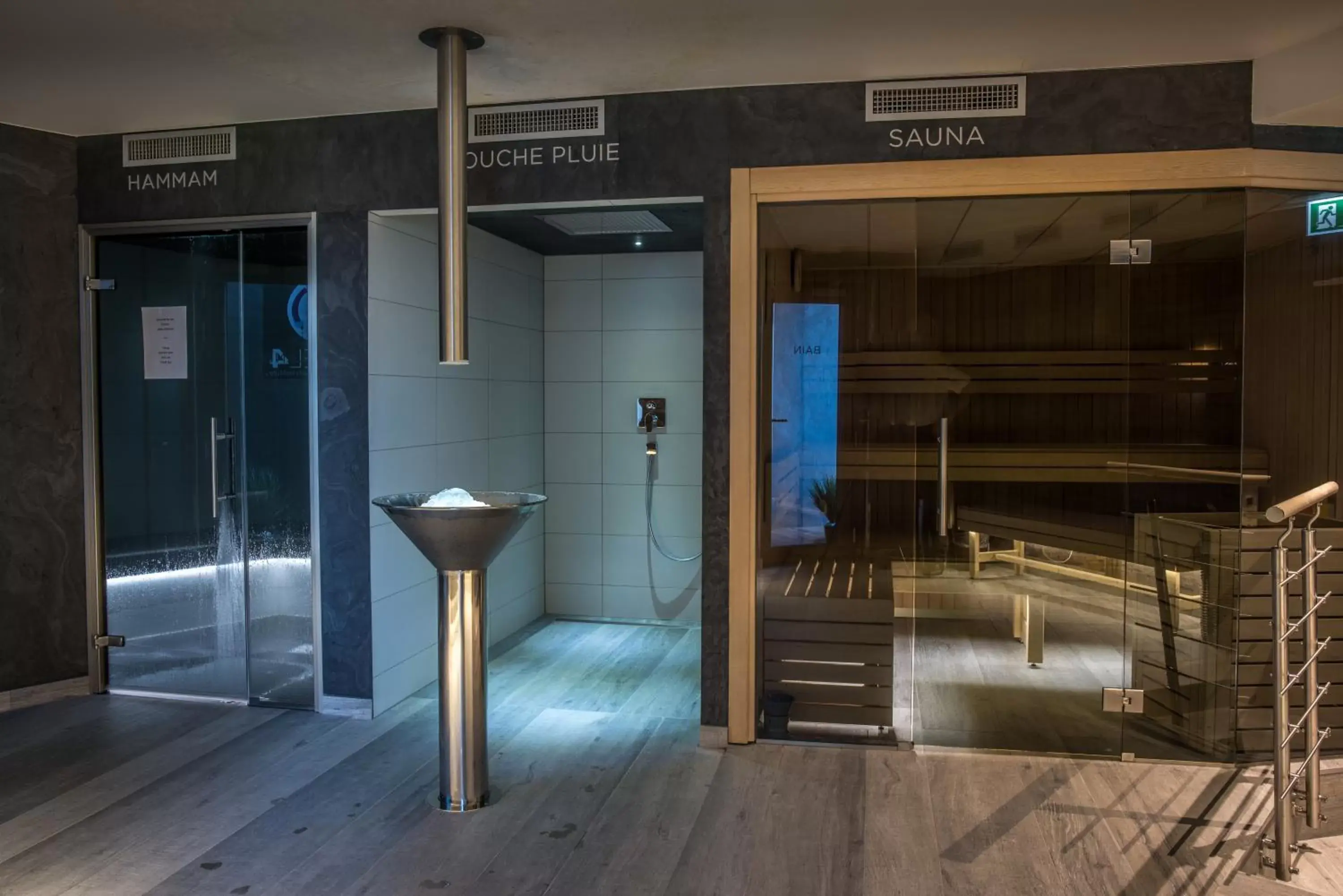 Sauna, Bathroom in Everness Hotel & Resort