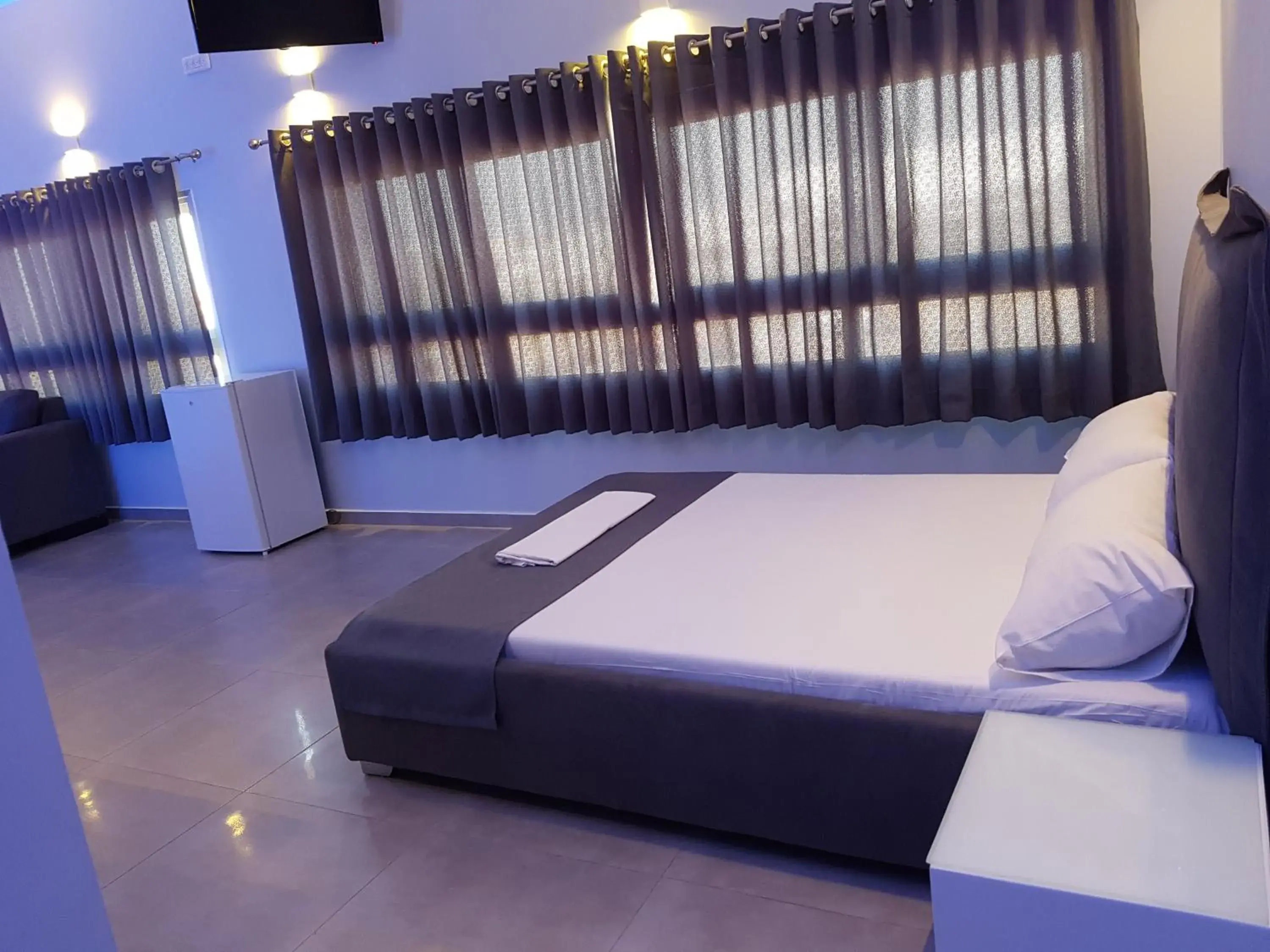 Photo of the whole room, Room Photo in Spat Hotel Ashdod