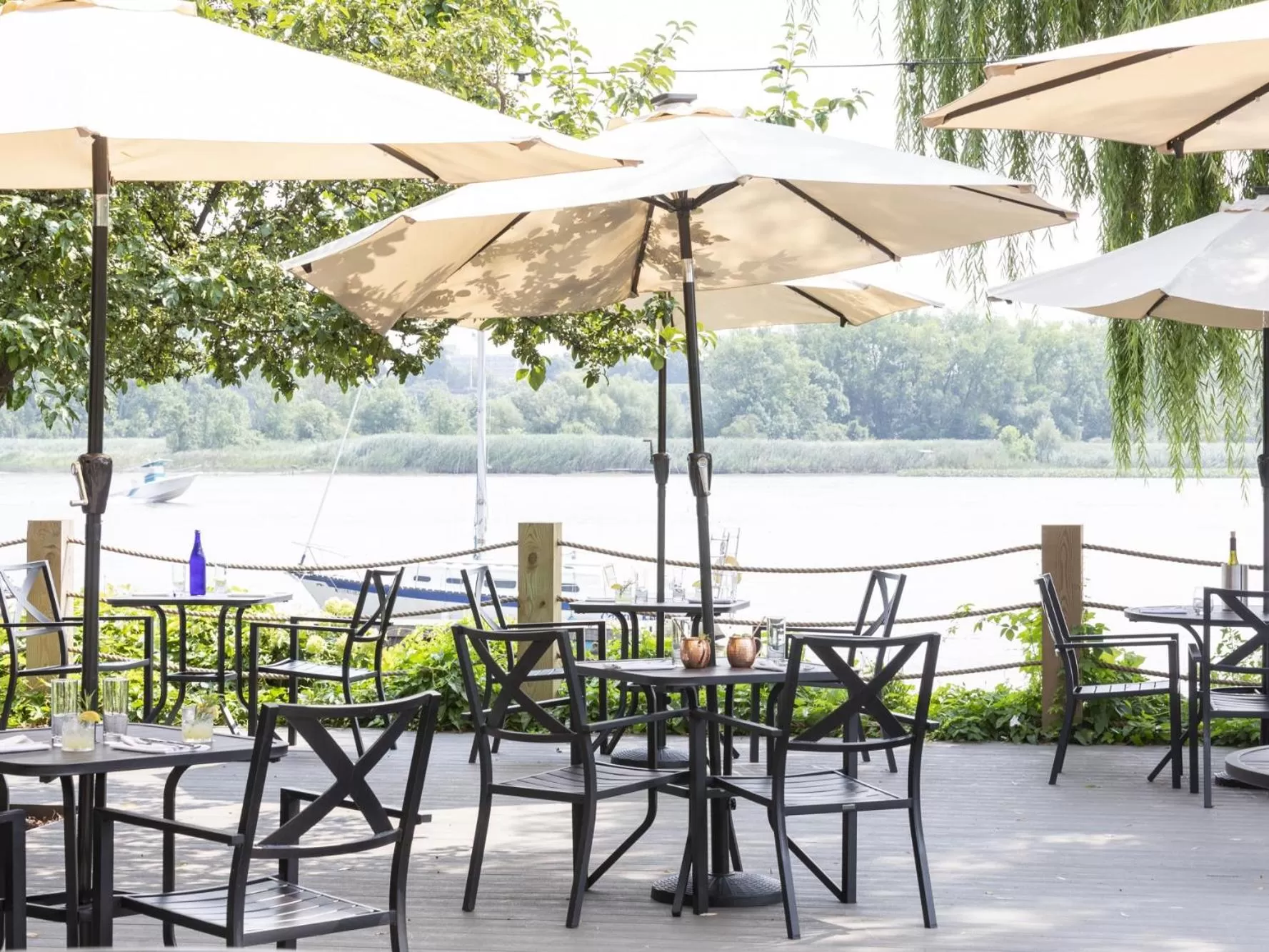 Property building in Stewart House Hotel