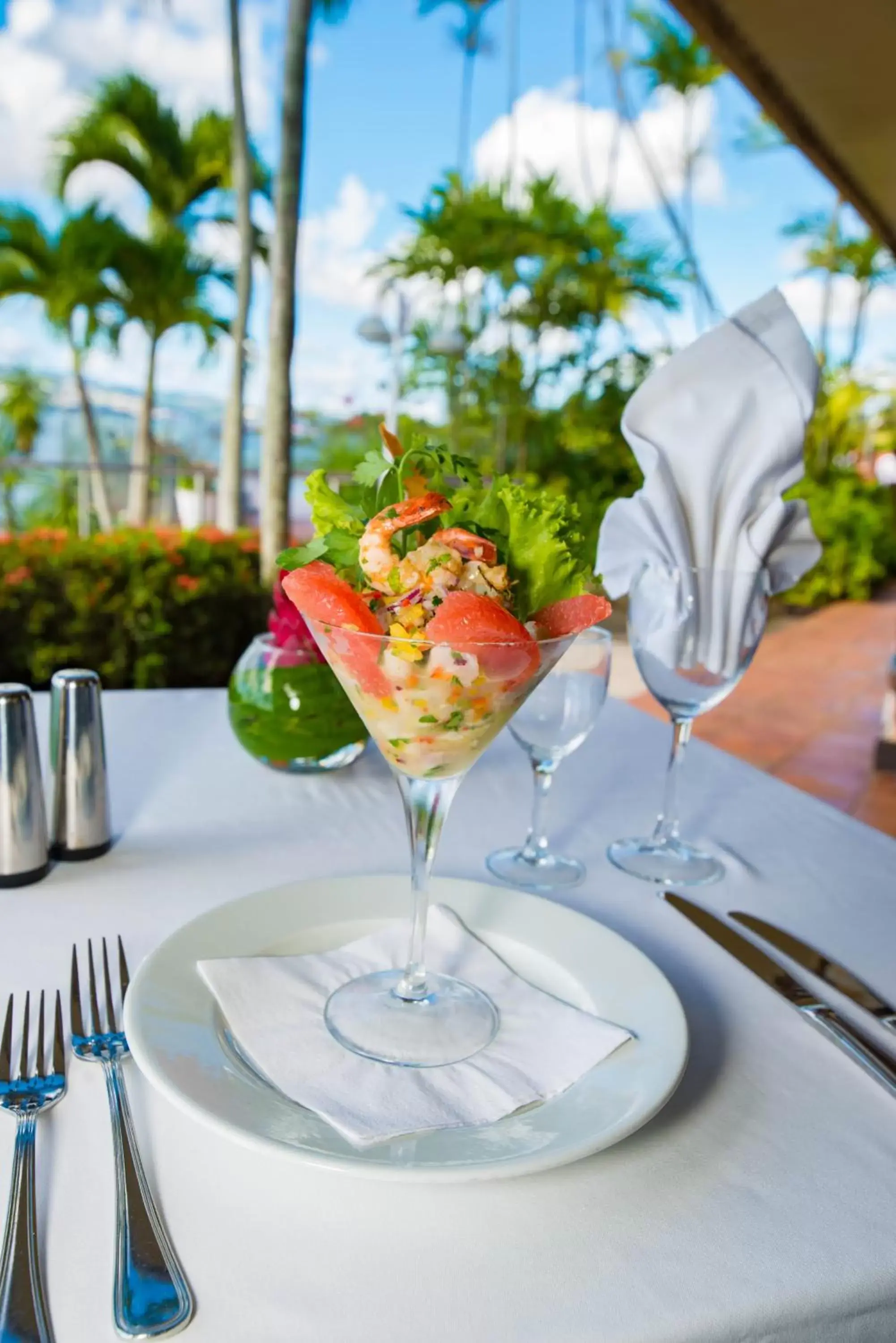 Restaurant/Places to Eat in Hotel Bakoua Martinique