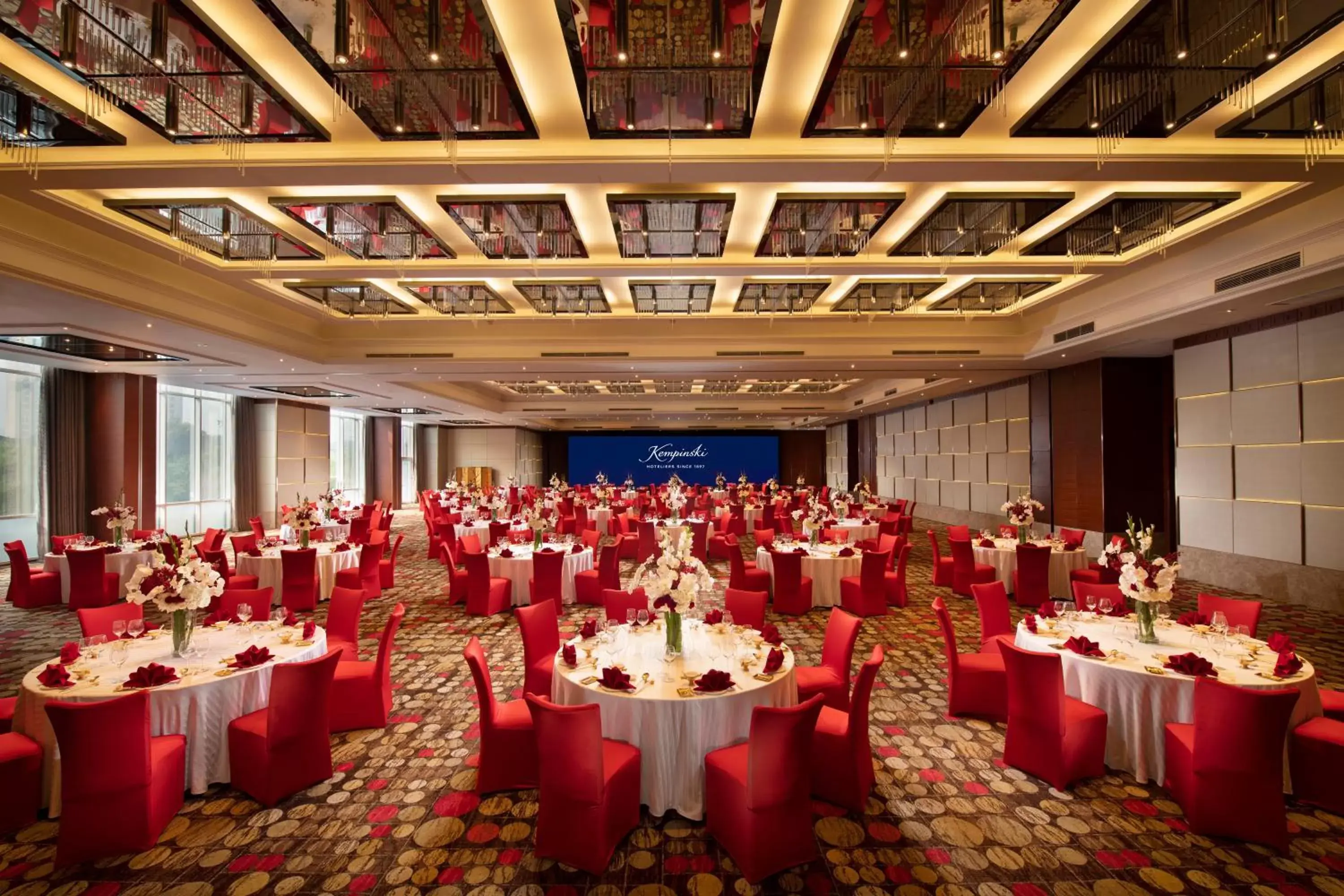 Meeting/conference room, Banquet Facilities in Kempinski Hotel Beijing Yansha Center