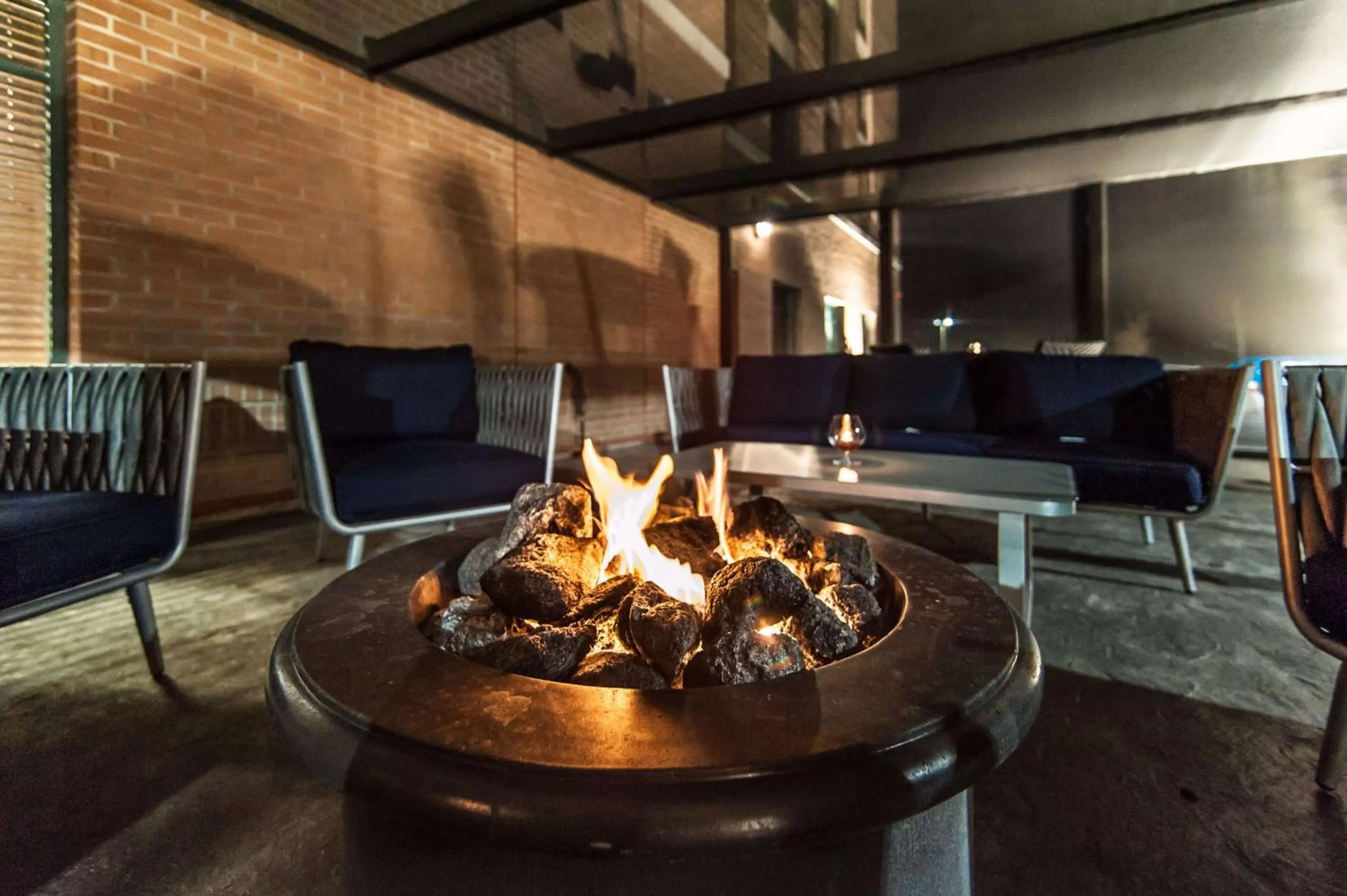 Patio in Hampton Inn Norwich