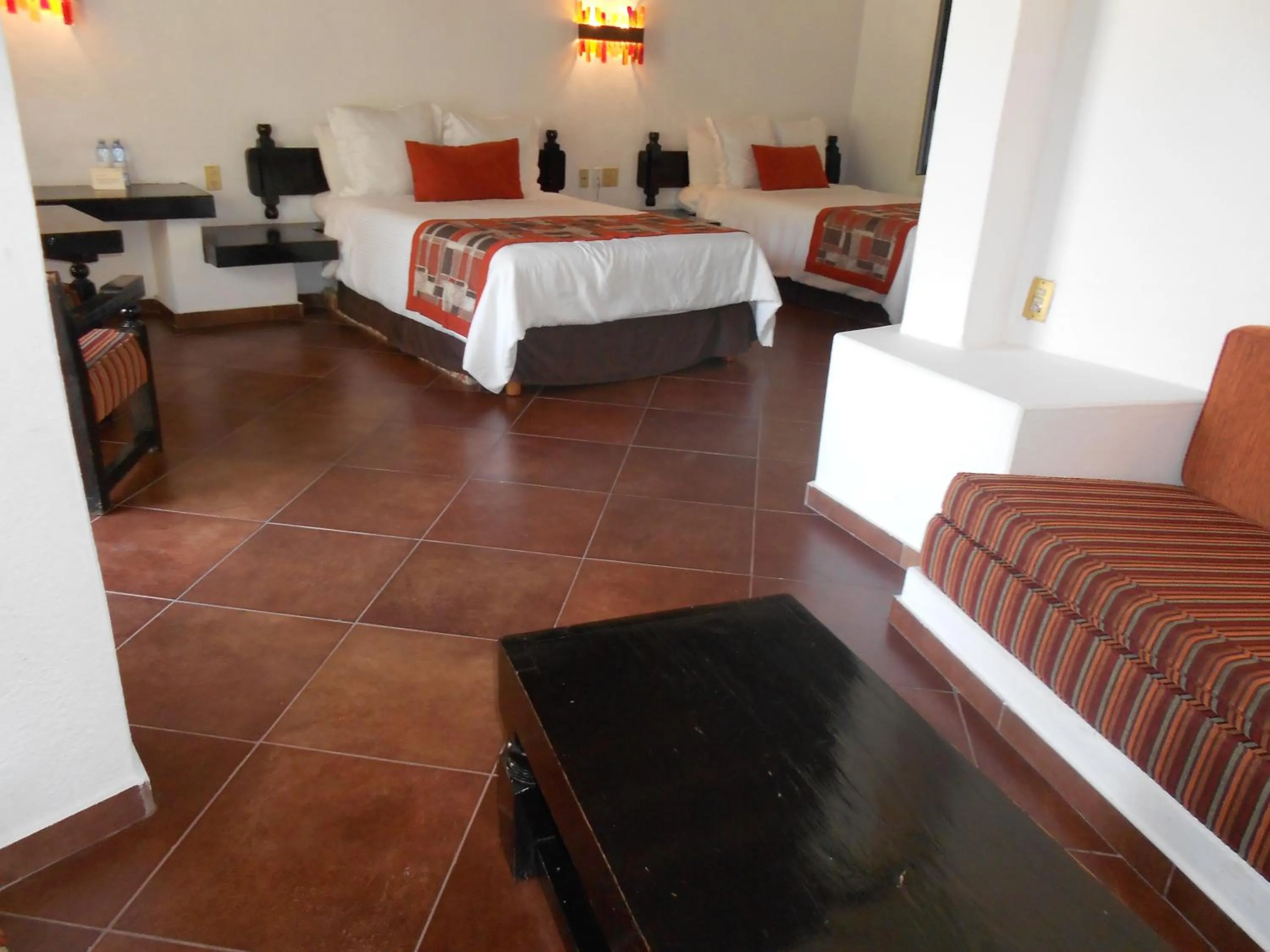 Photo of the whole room, Bed in Hotel Hacienda Taboada (Aguas Termales)