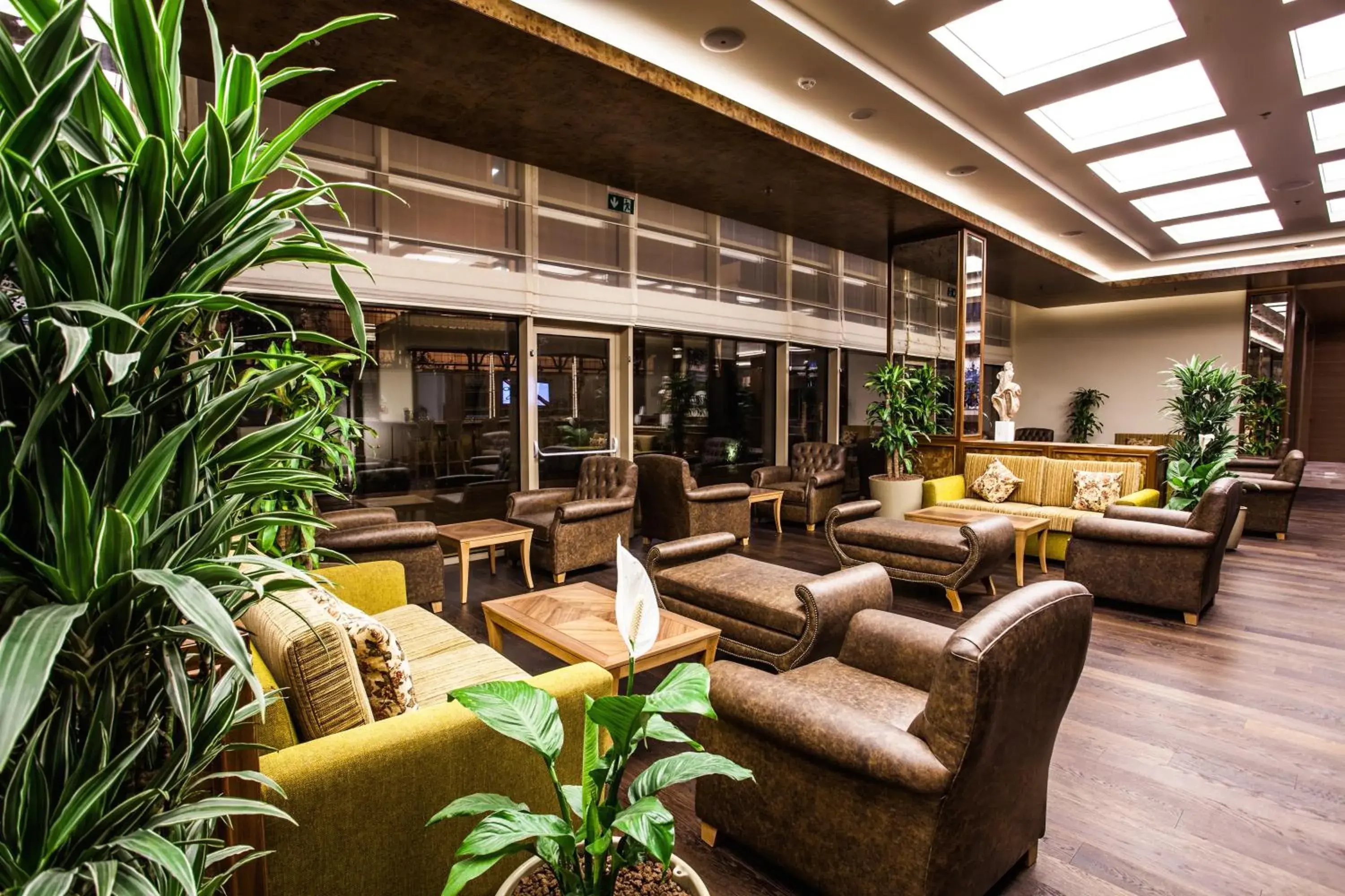 Lounge or bar in Gorrion Hotel Istanbul