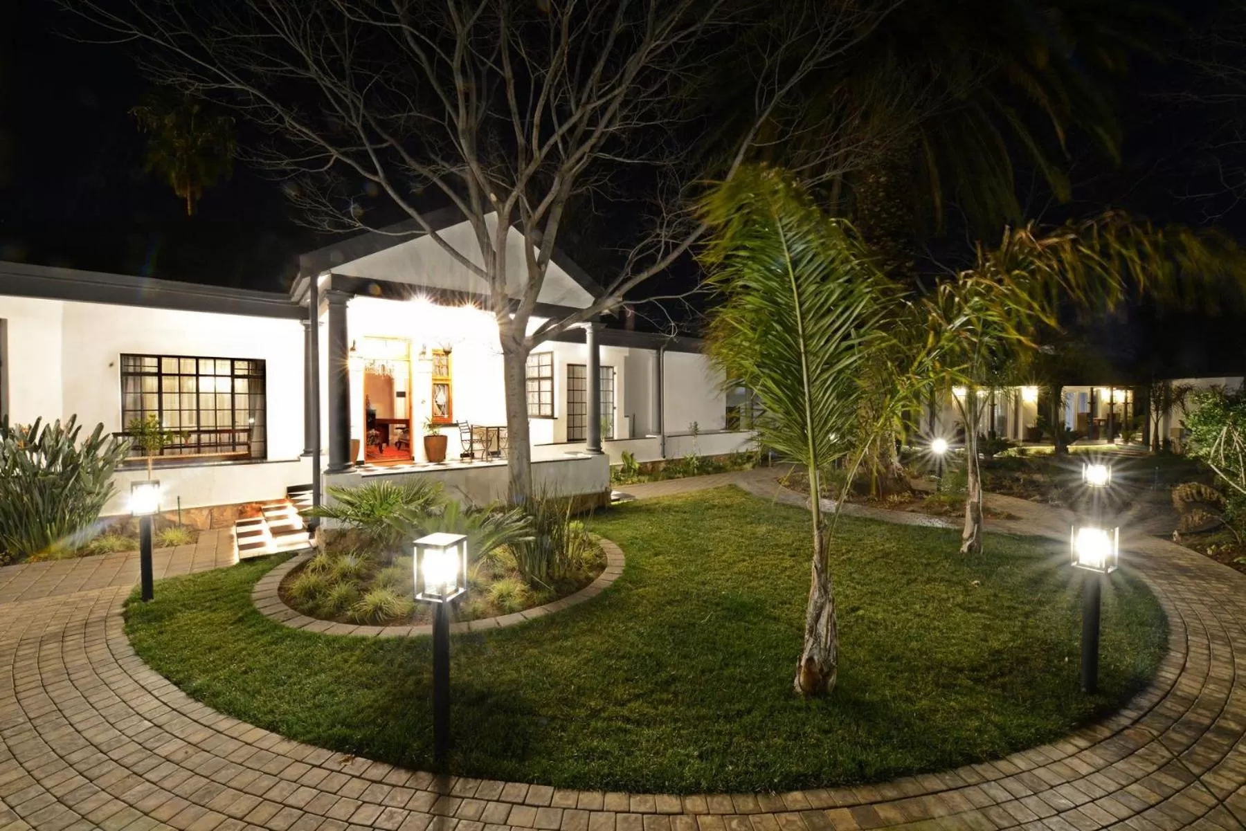 Property building in Milner House Kimberley