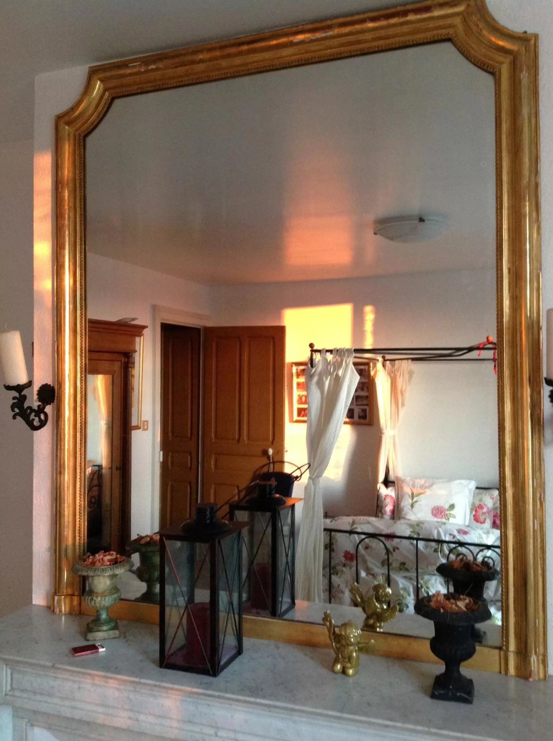 Photo of the whole room in MaisonMazerand