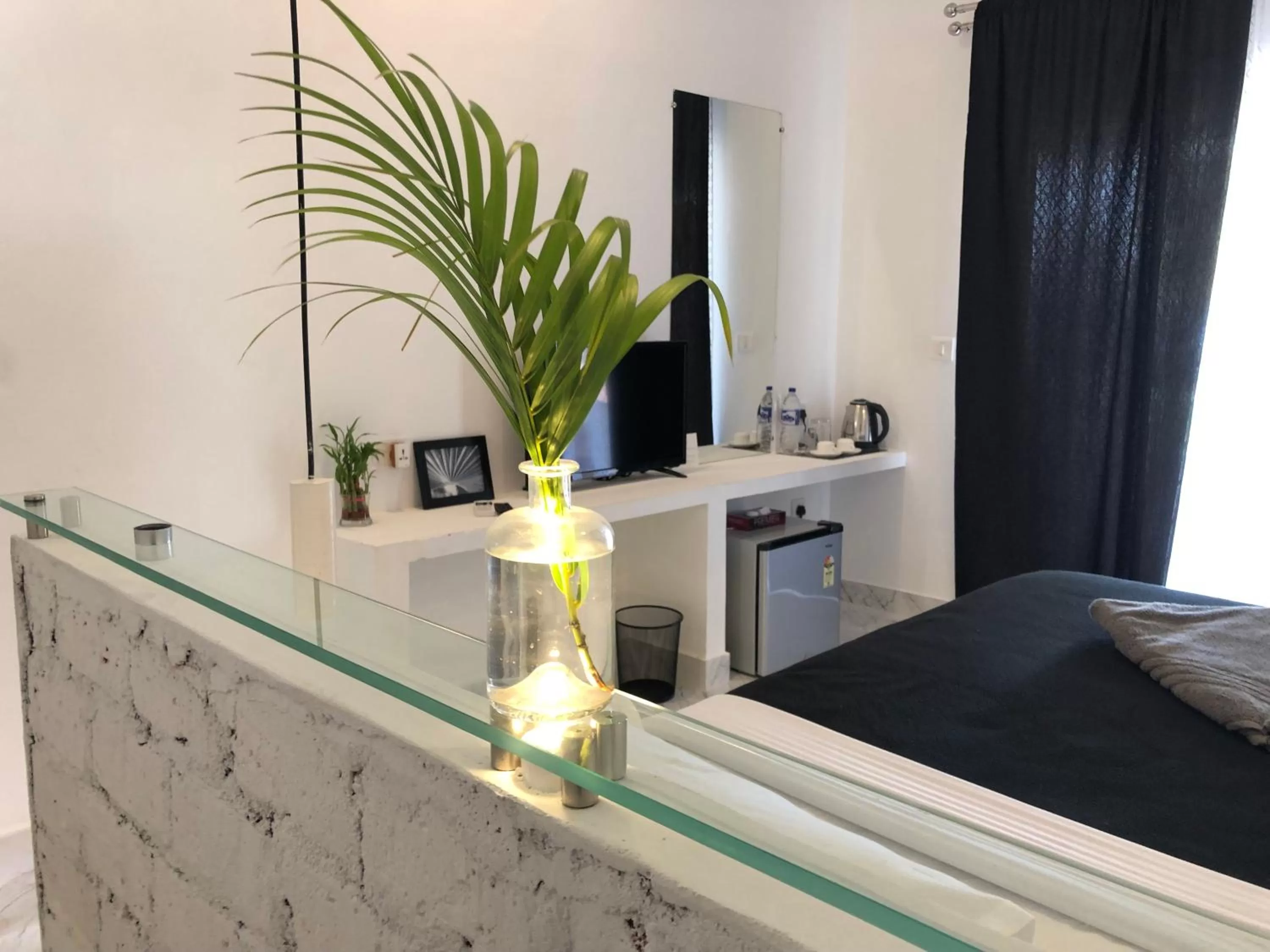 Drinks in Satta Beach Residence