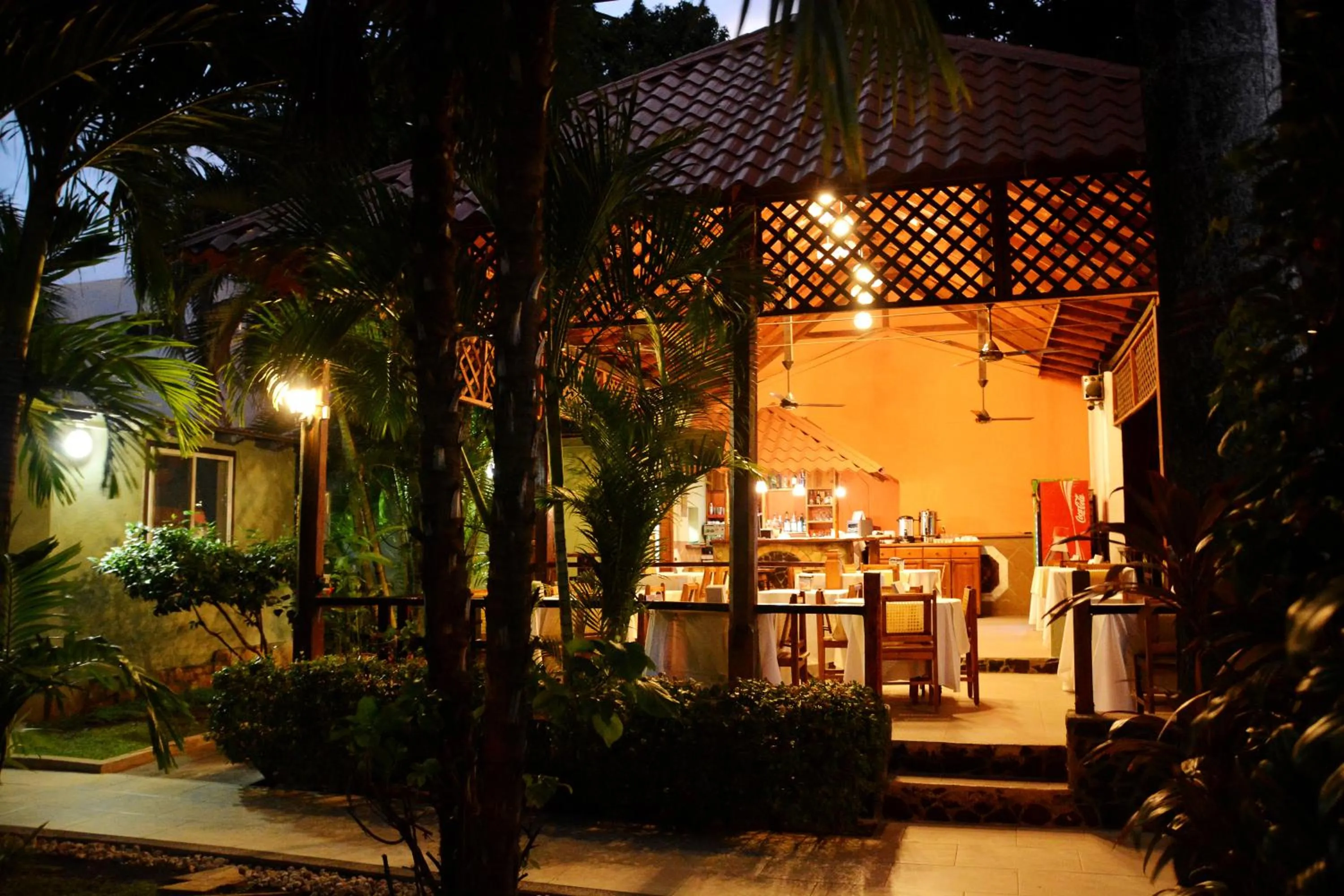 Restaurant/places to eat in Hotel Europeo