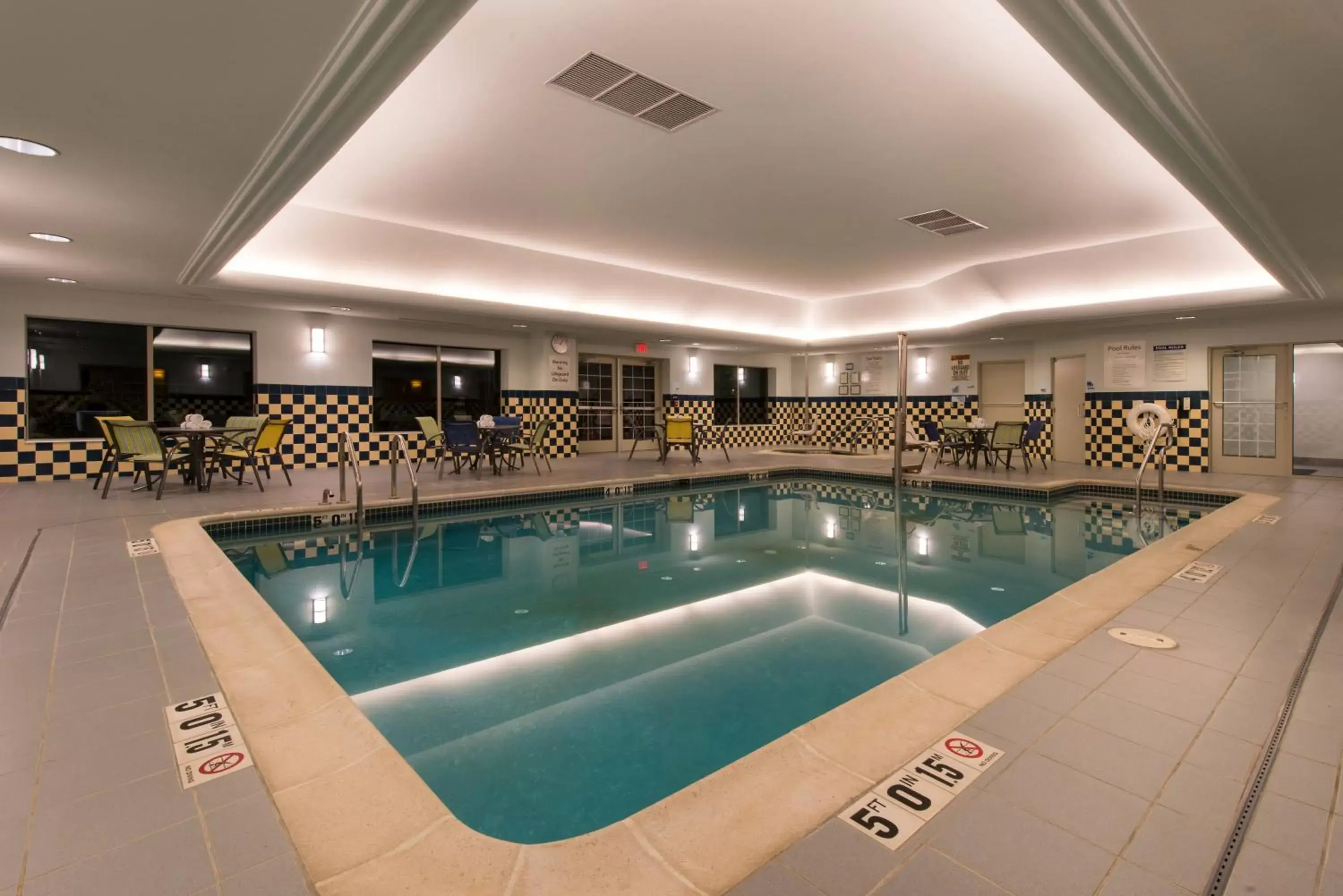 Swimming Pool in Holiday Inn Express and Suites Dickson City, an IHG Hotel