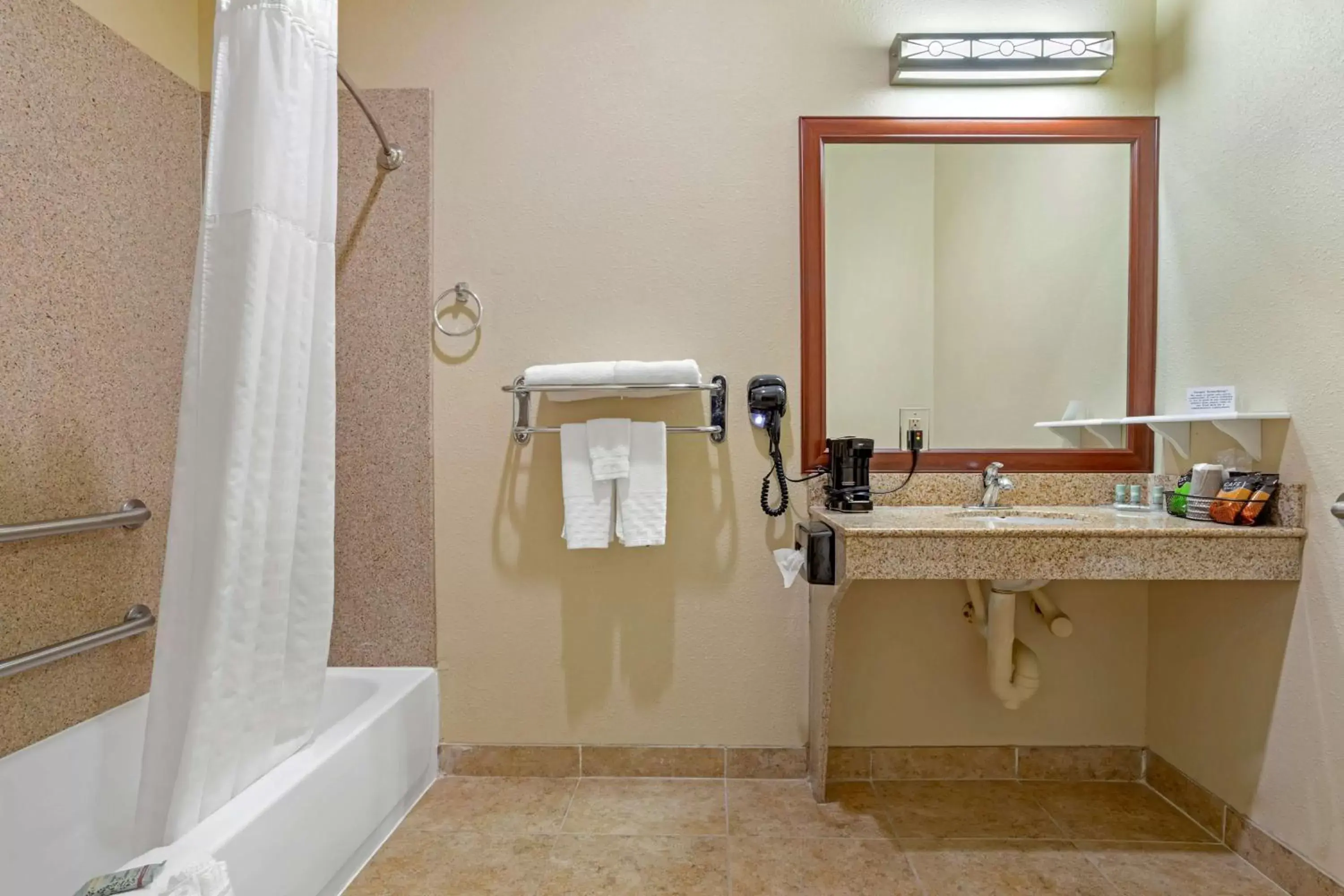 Bathroom in Best Western Texas City