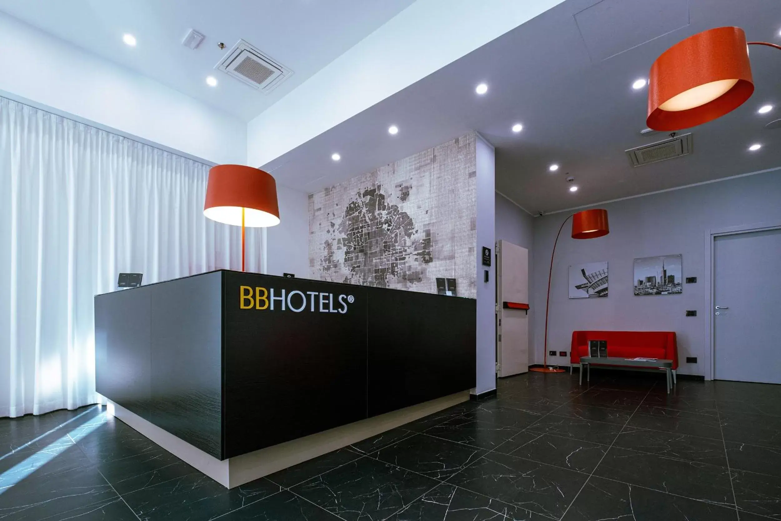 Lobby or reception, Lobby/Reception in BB Hotels Smarthotel Duomo