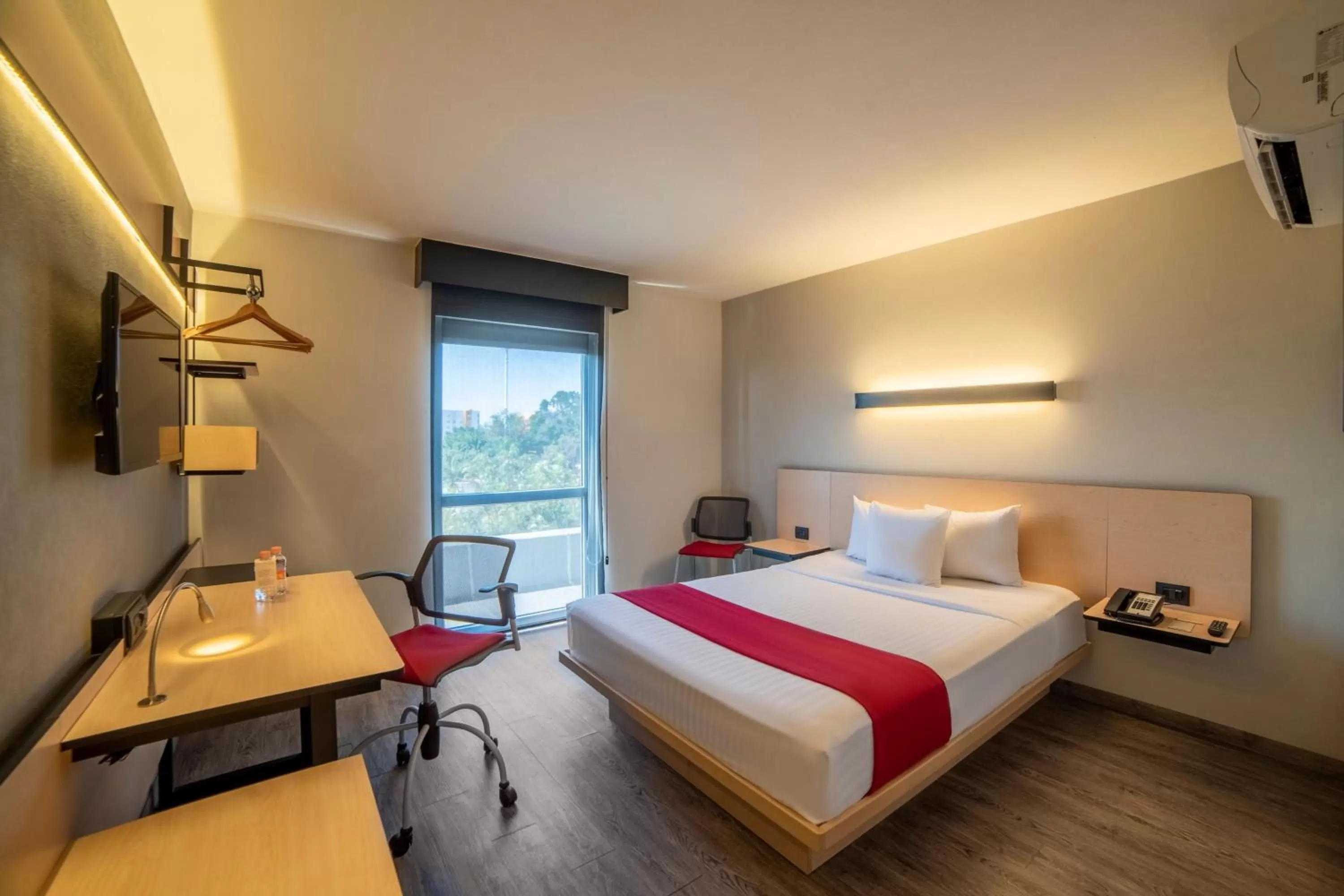 Bedroom, Bed in City Express Plus by Marriott Guadalajara Palomar