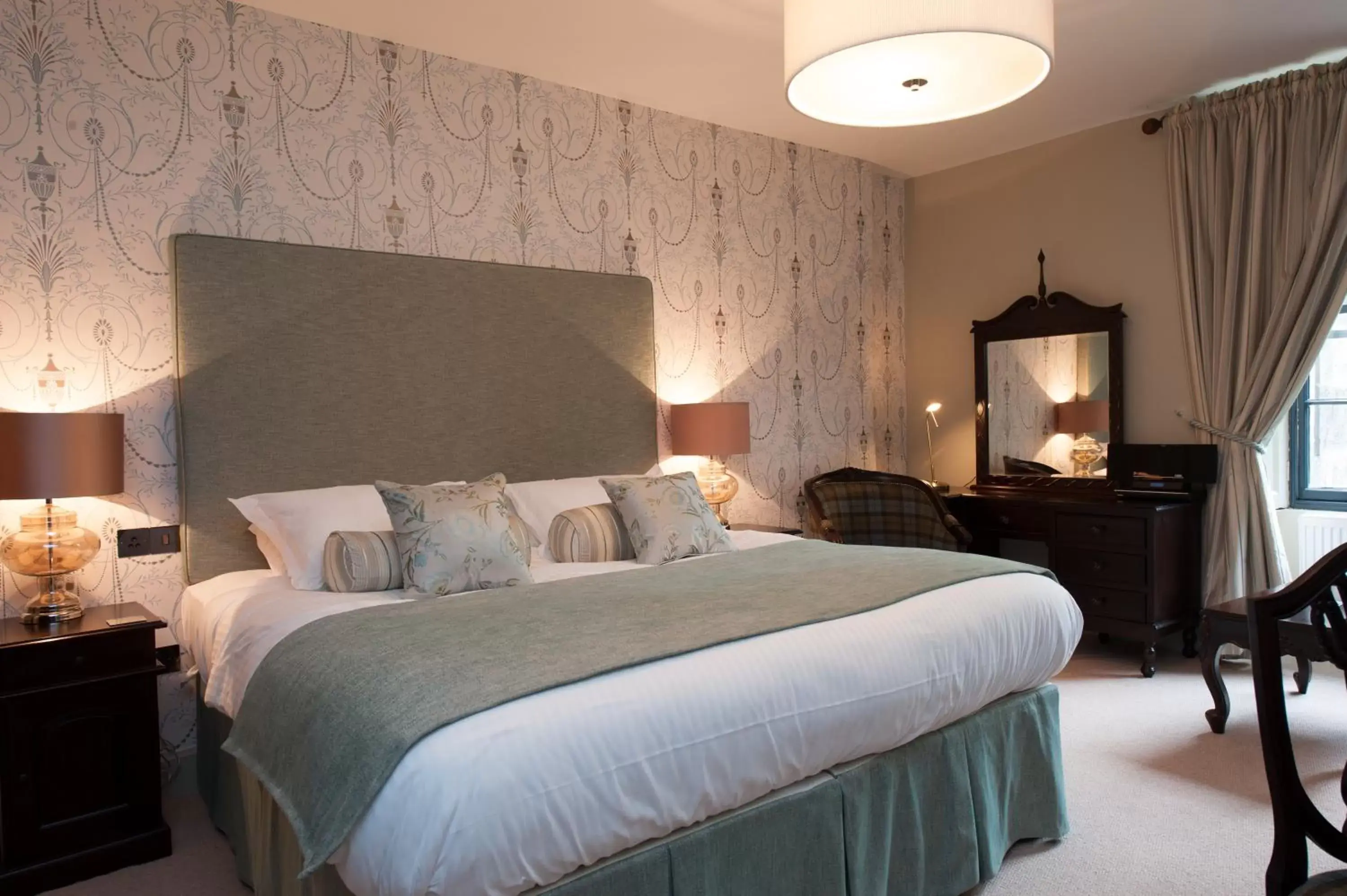 Property building, Bed in No. 11 Boutique Hotel & Brasserie