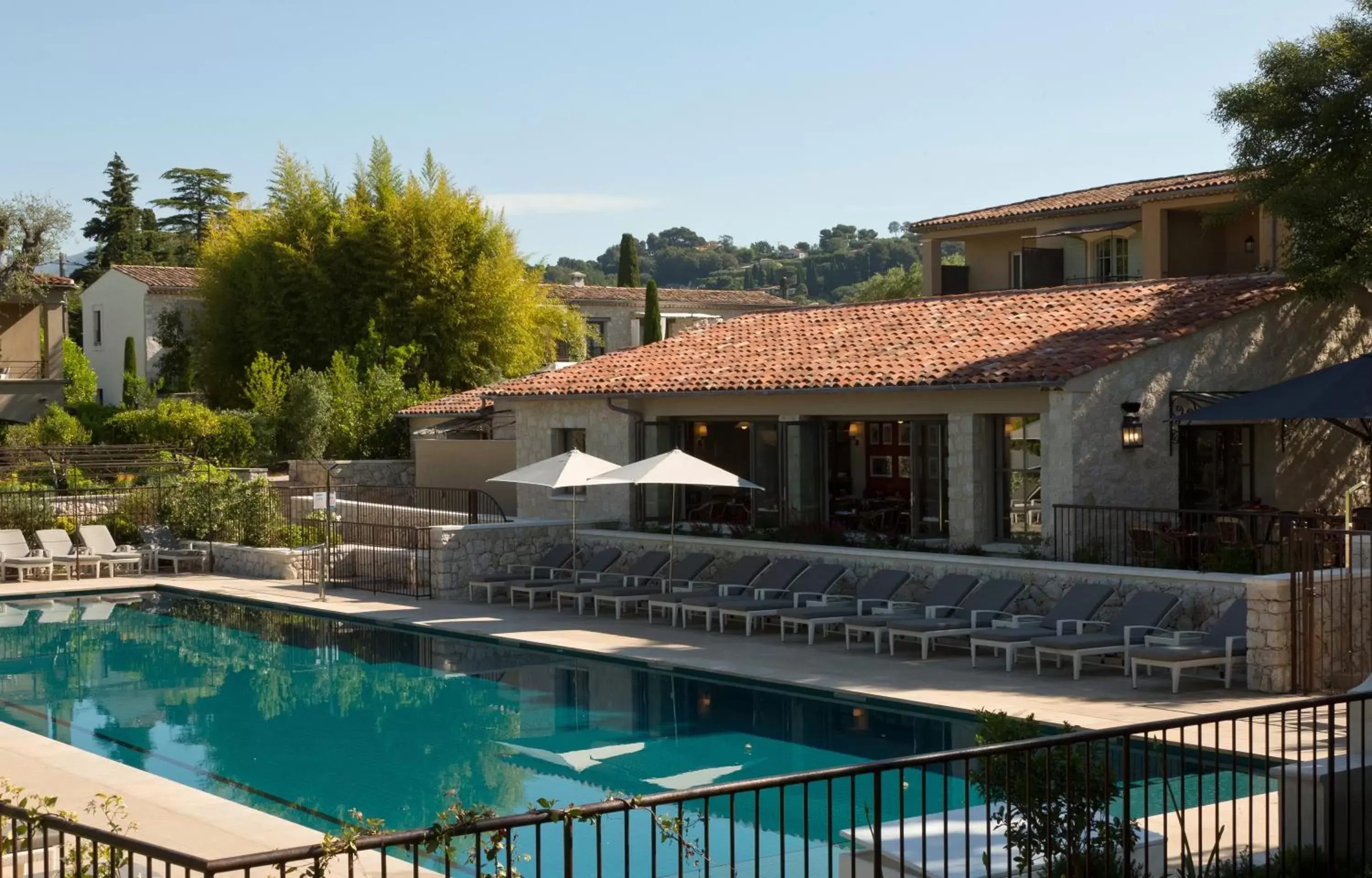 Pool view, Swimming Pool in Domaine du Mas De Pierre