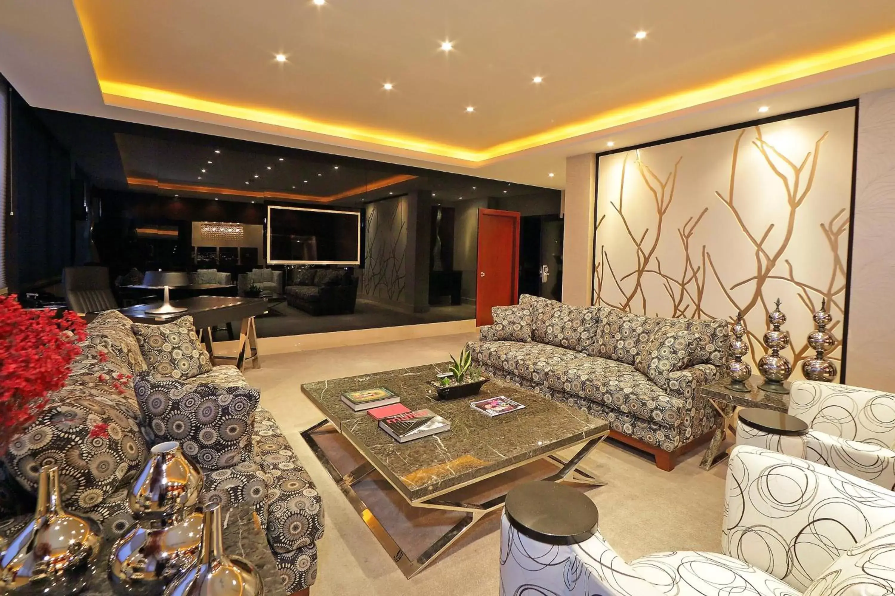 Living room, Seating Area in Sheraton Grand Panama