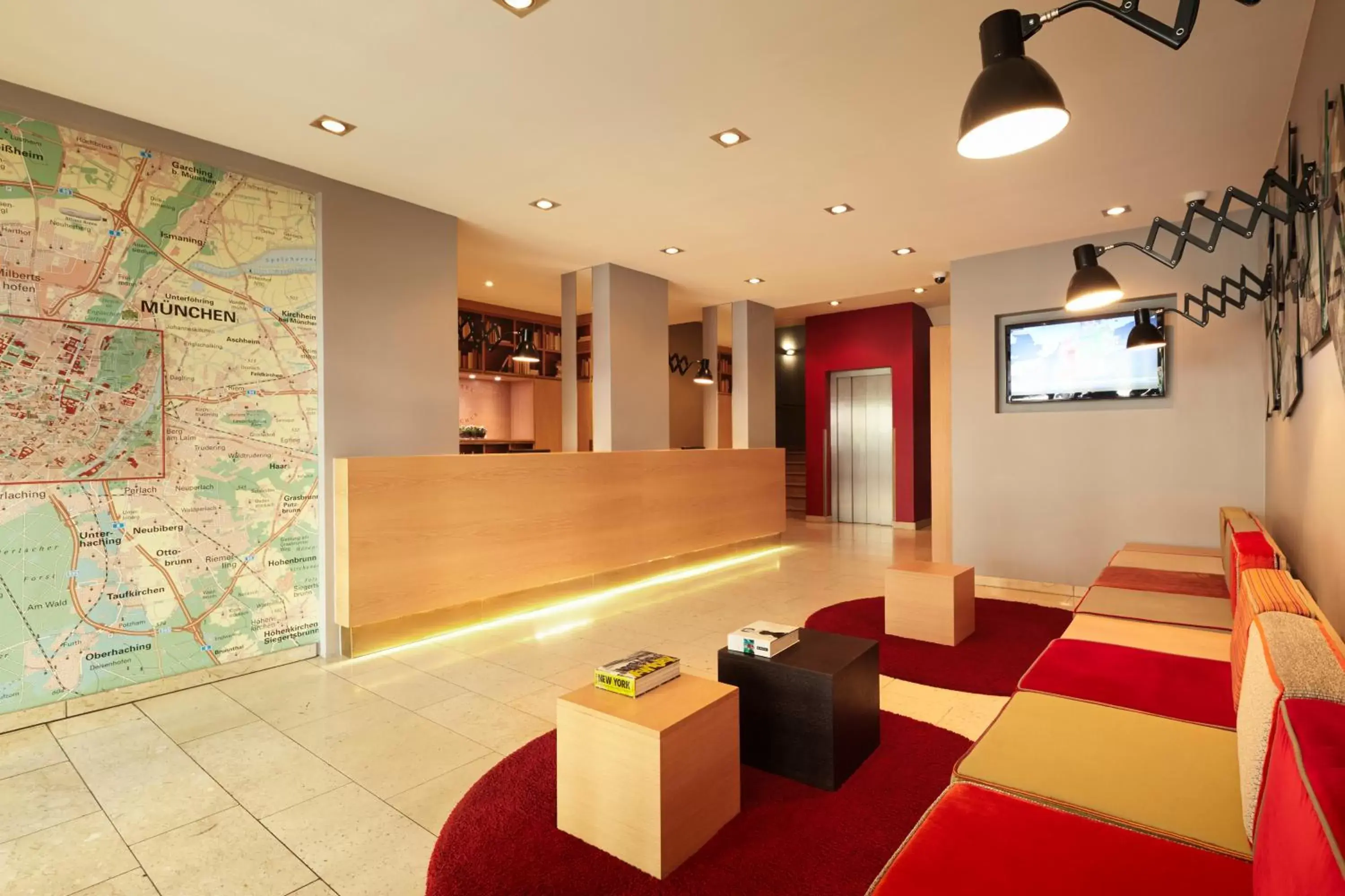 Lobby or reception in Hotel Stachus Lobby or reception in Hotel Stachus