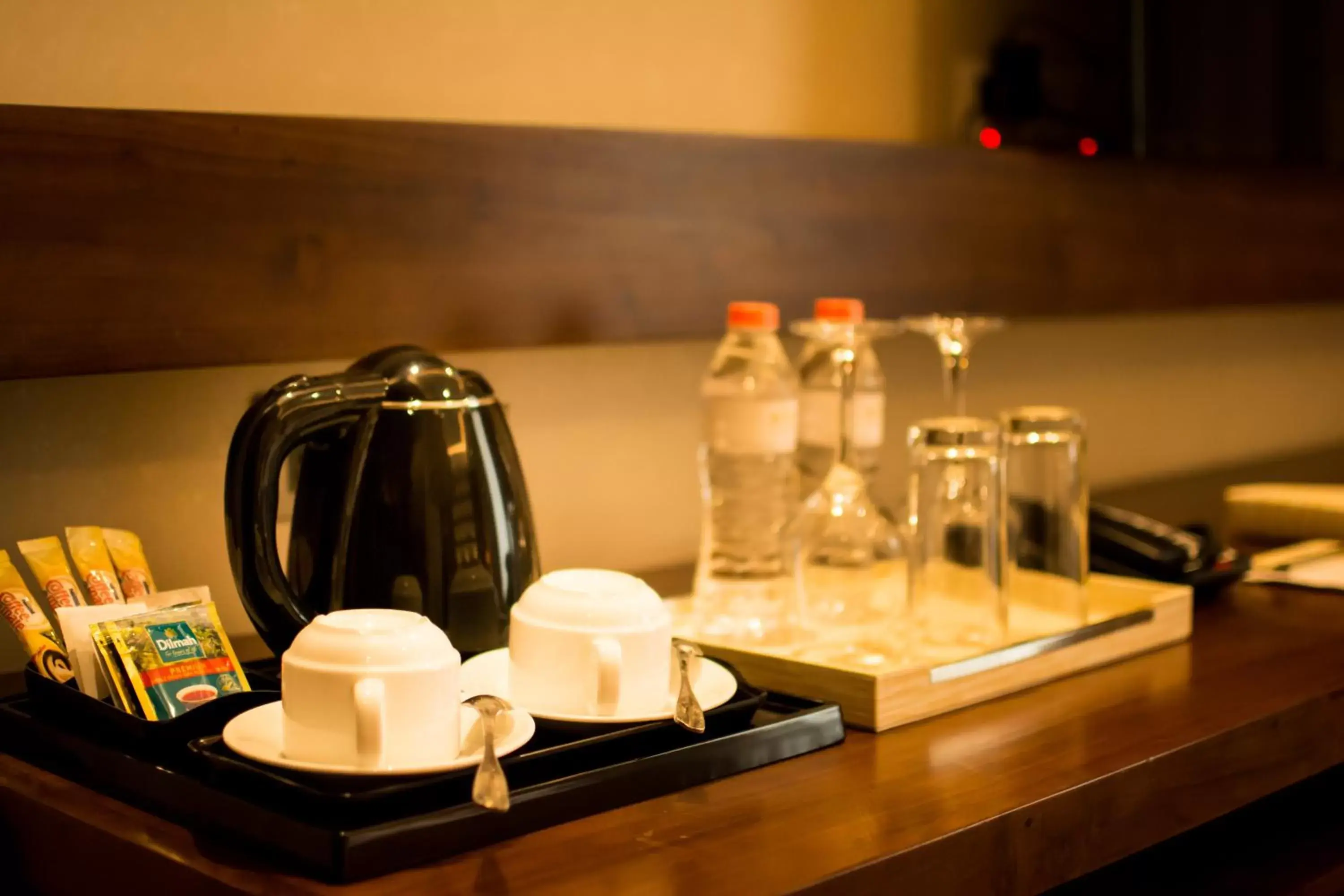 Coffee/tea facilities in The Golden Crown Hotel