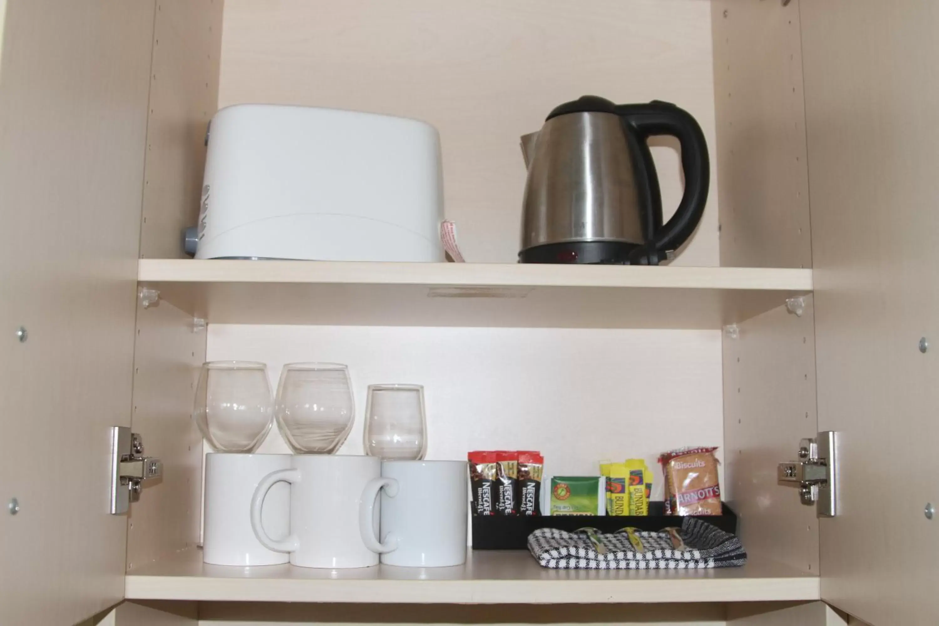 Coffee/Tea Facilities in Sleepy Hill Motor Inn