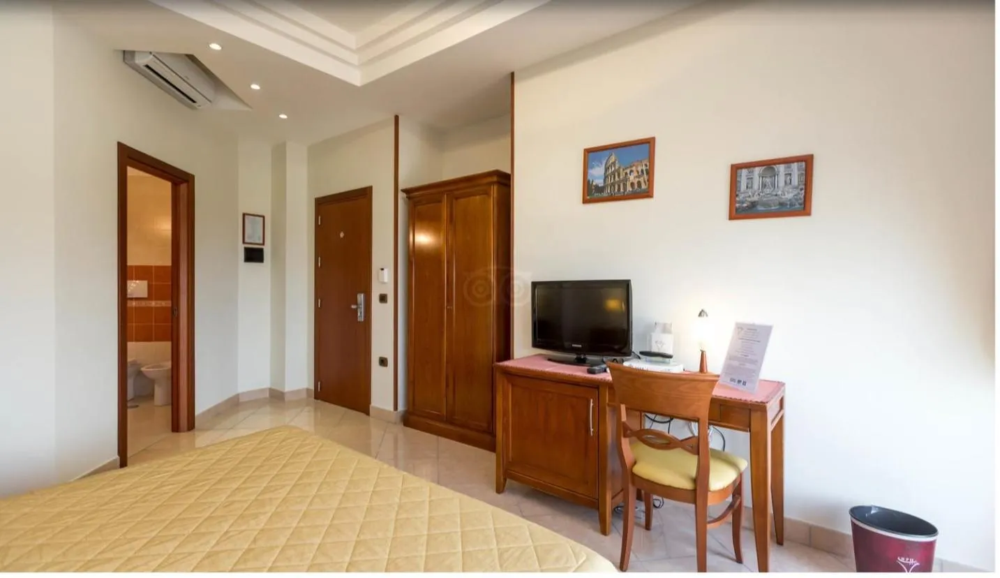 Bed in Ranch Palace Hotel