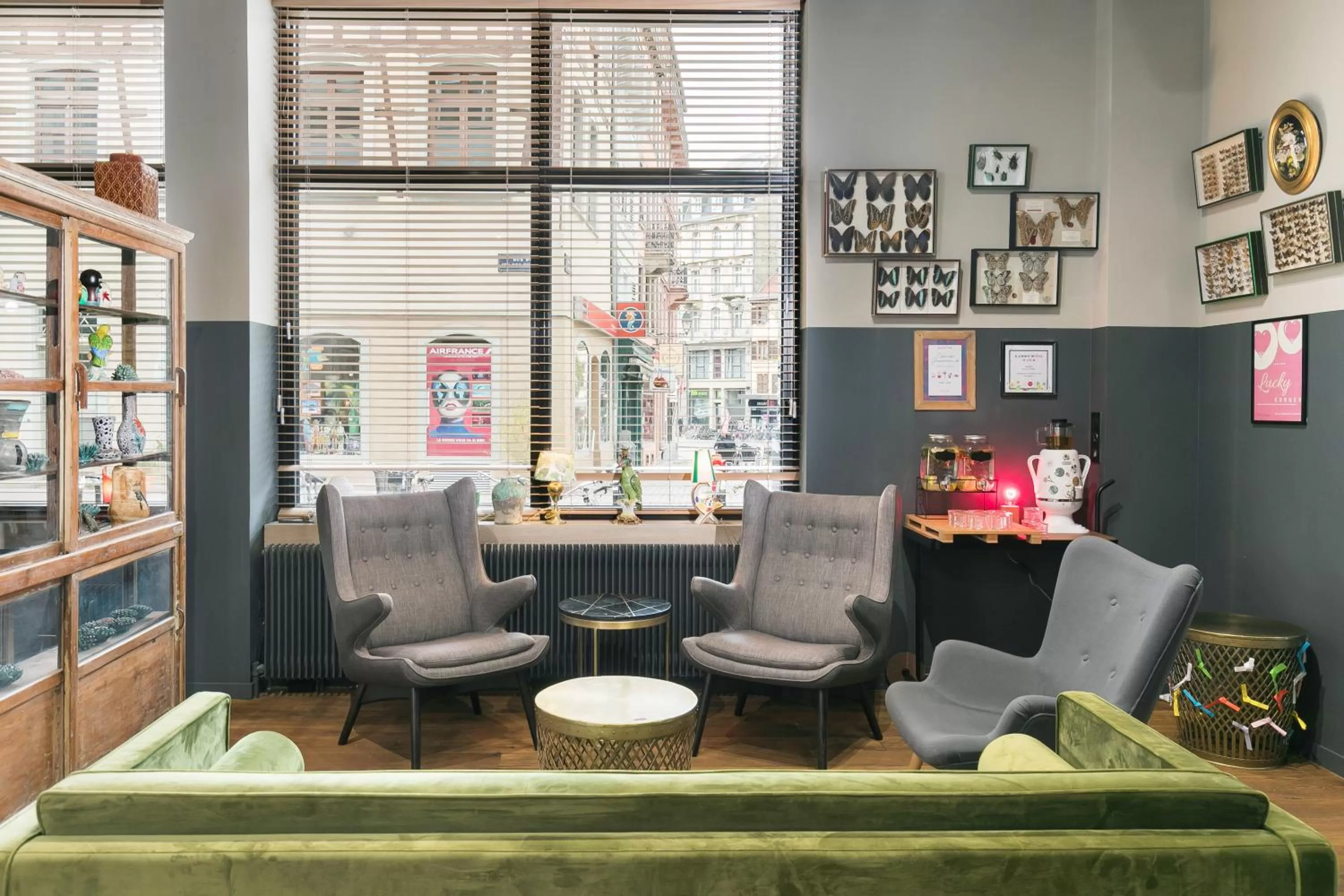 Lobby or reception in Hotel Kaijoo by HappyCulture