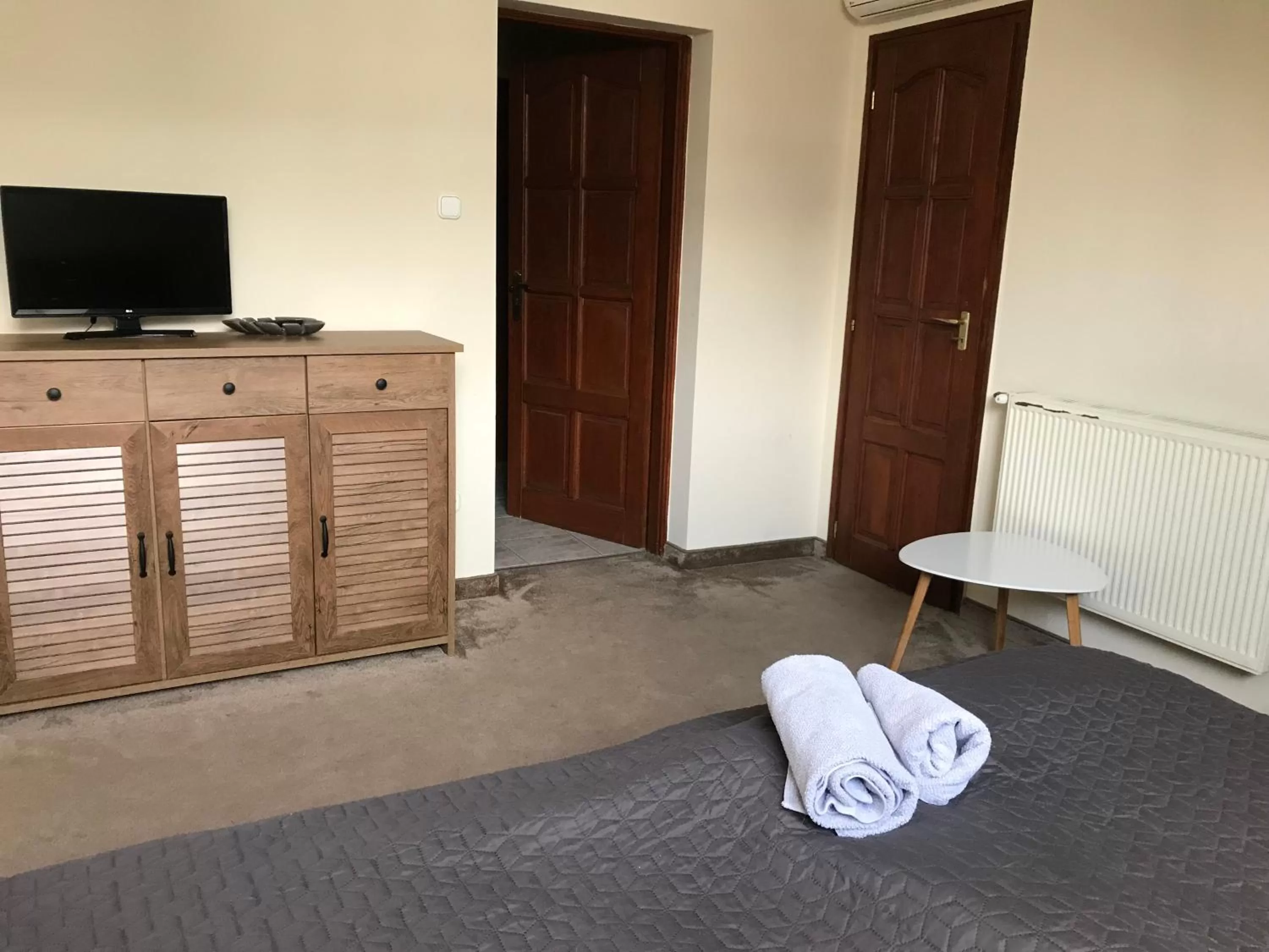 Sempre Étterem És Panzió