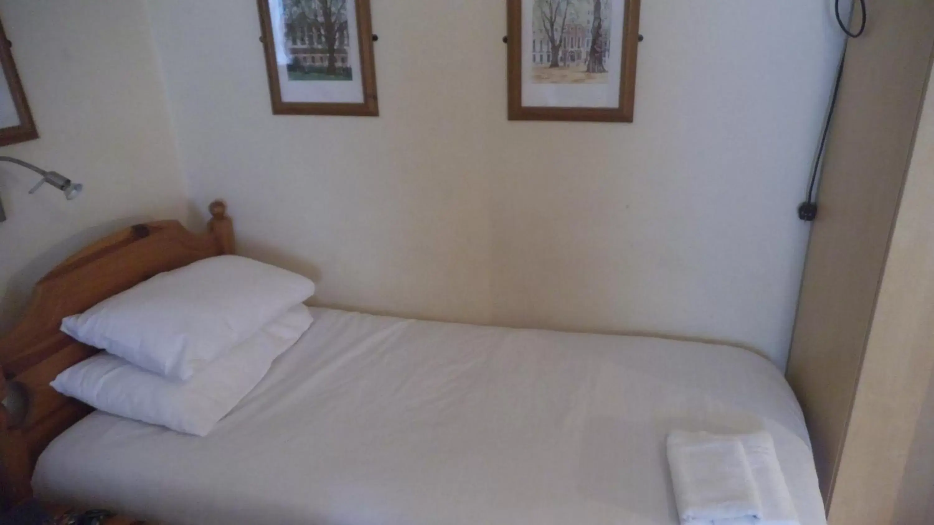 Single Room in Arran House Hotel