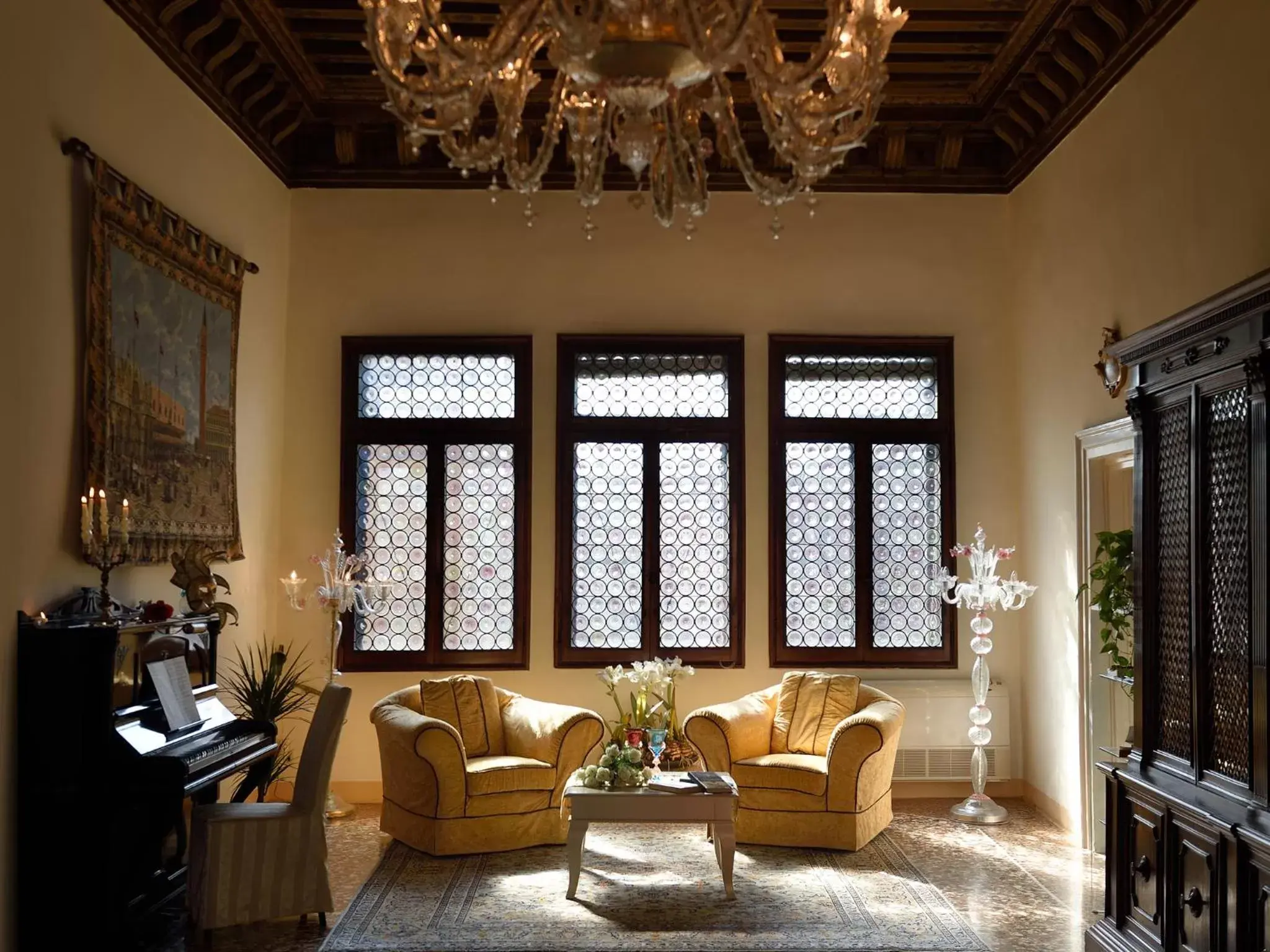 Communal lounge/ TV room, Seating Area in Hotel Corte dei Greci