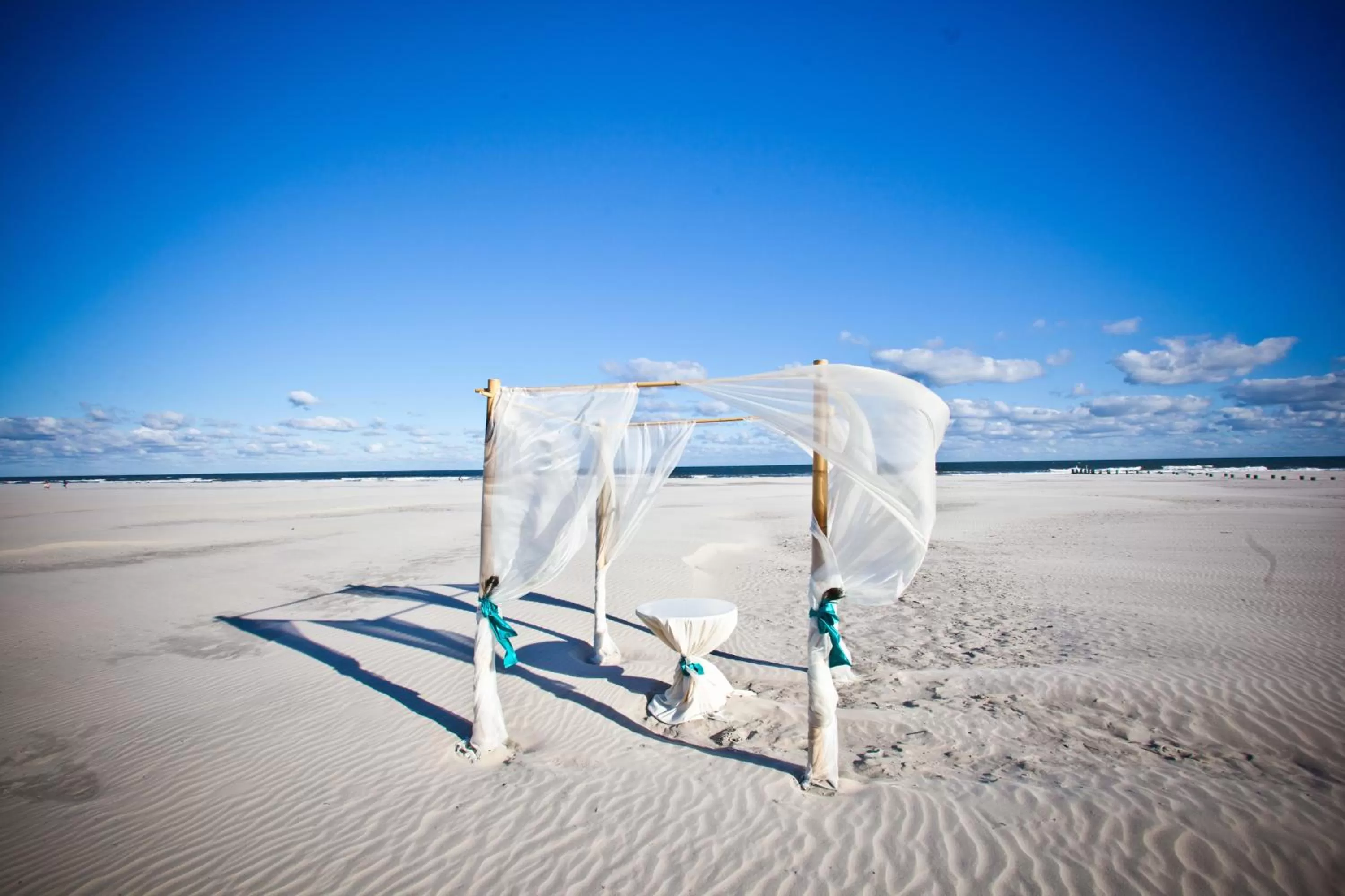 Beach in ICONA Diamond Beach