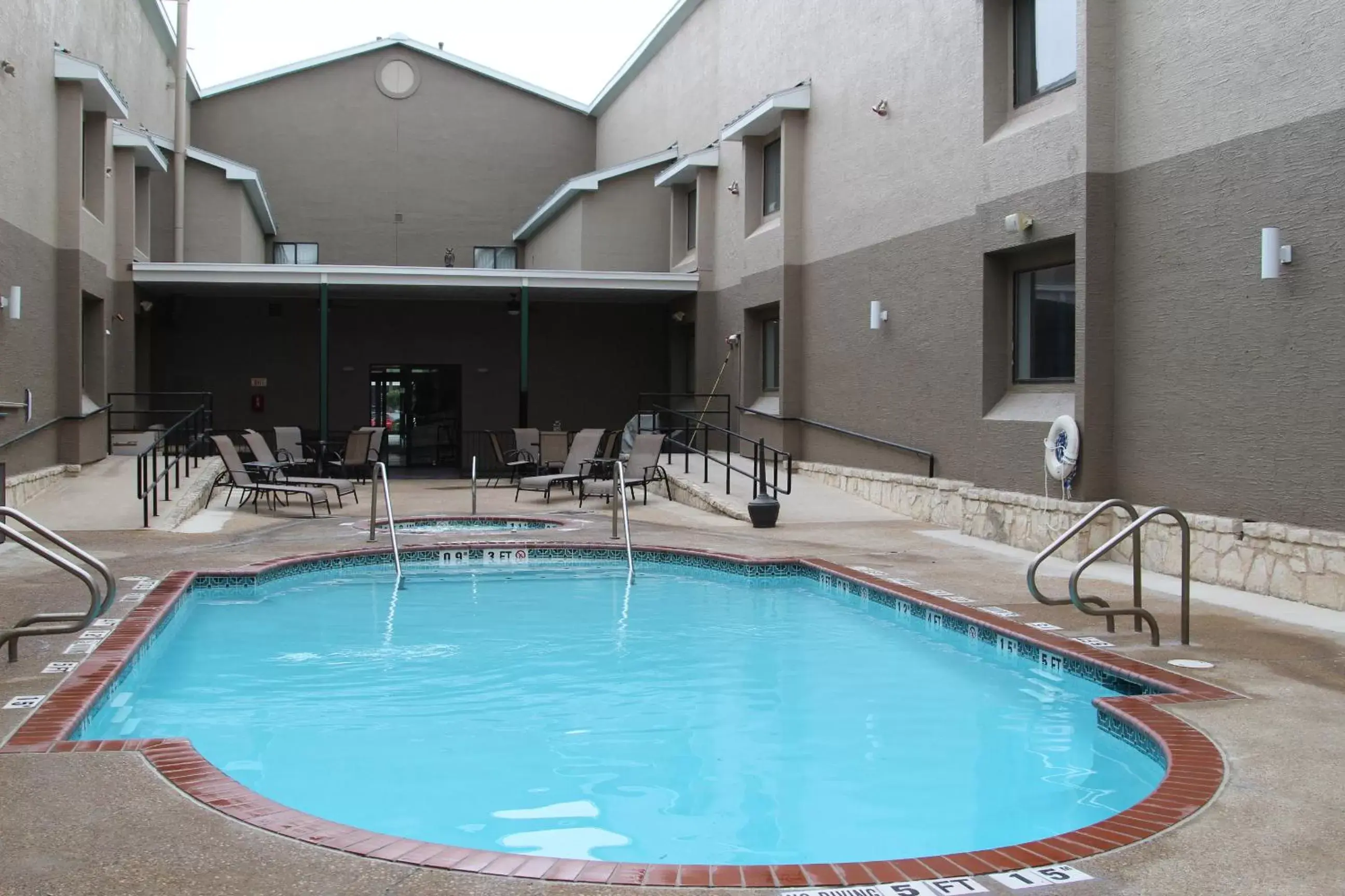 Swimming Pool in Country Inn & Suites by Radisson, Lackland AFB (San Antonio), TX