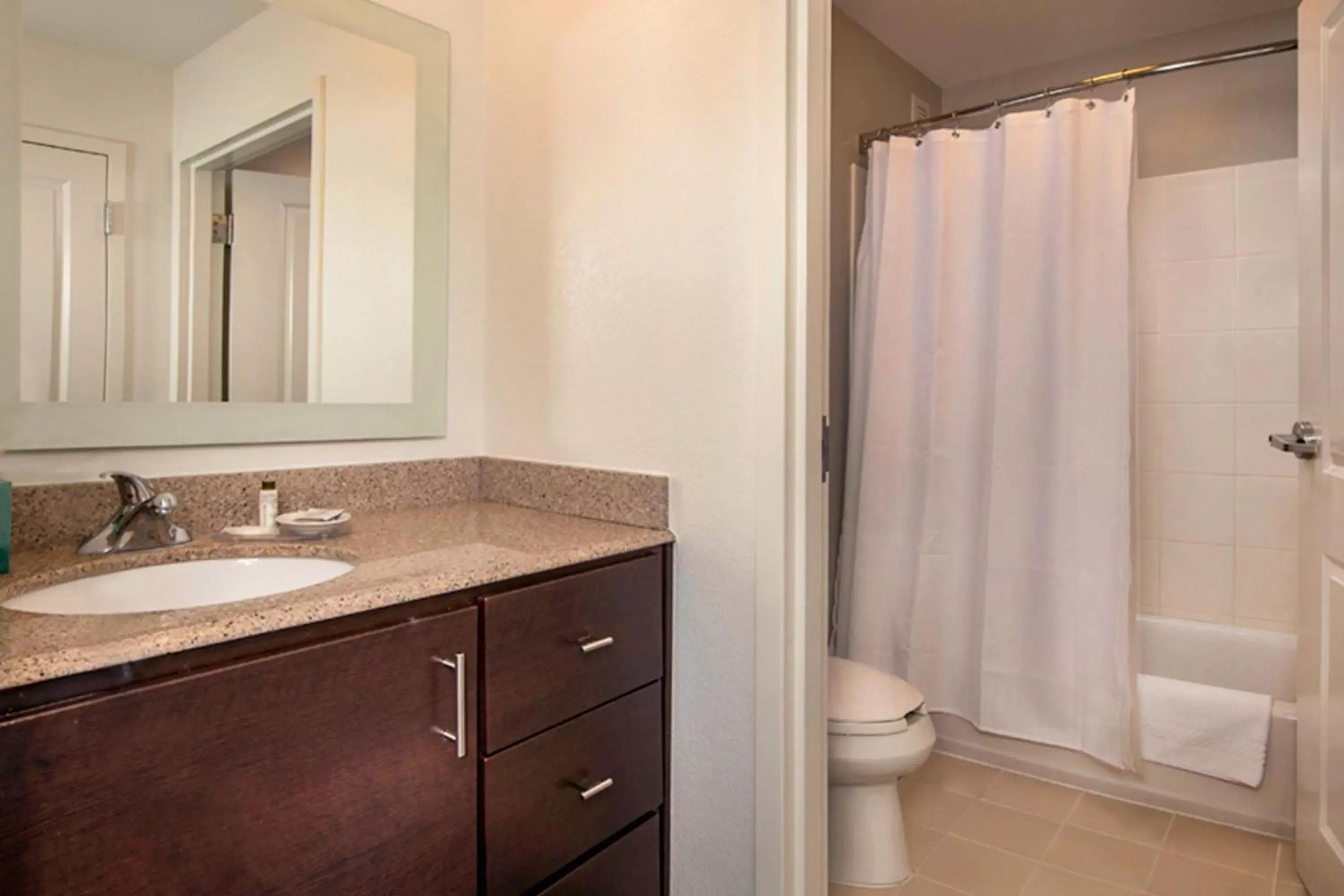 Bathroom in TownePlace Suites by Marriott Frederick