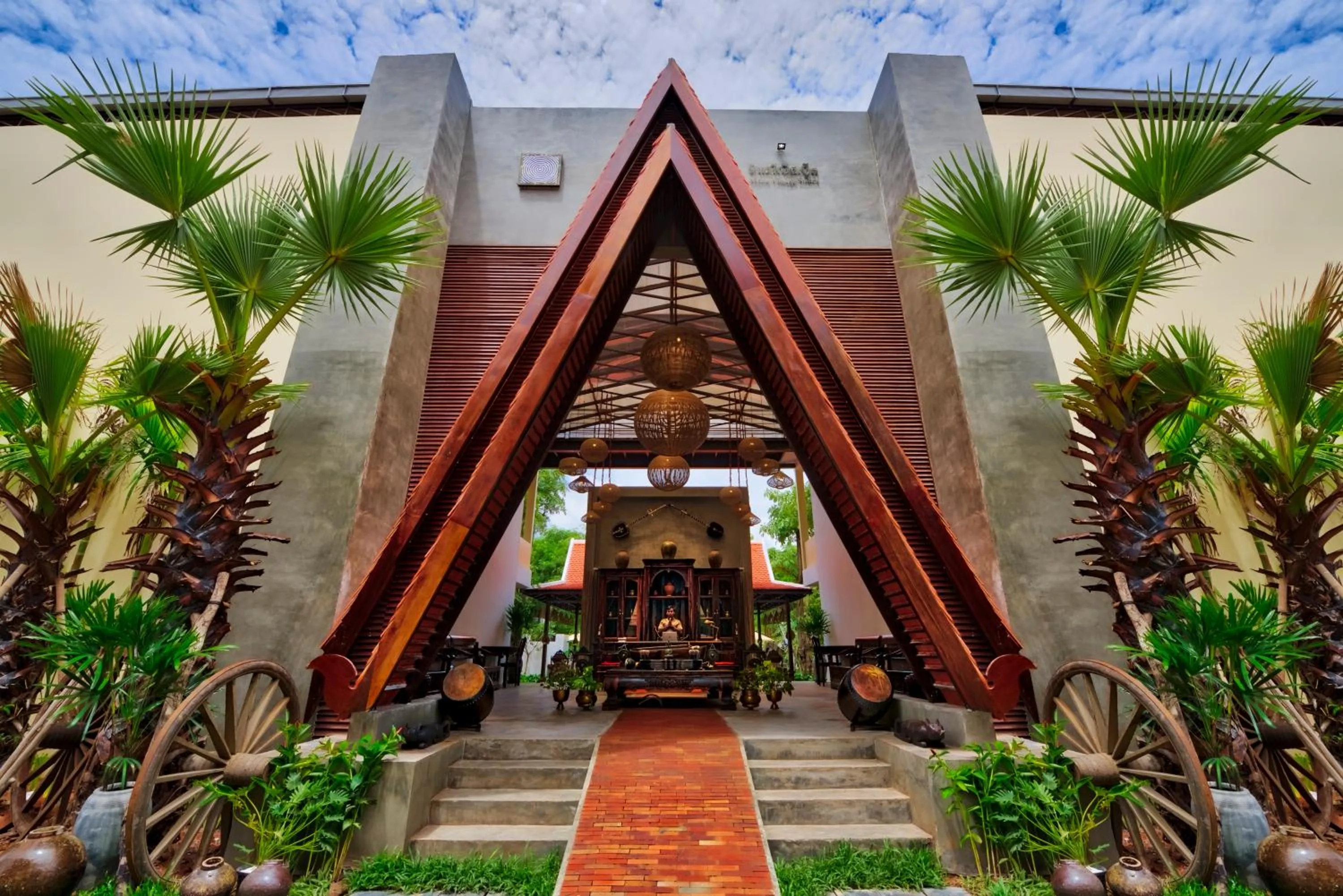 Facade/entrance in Mane Village Suites