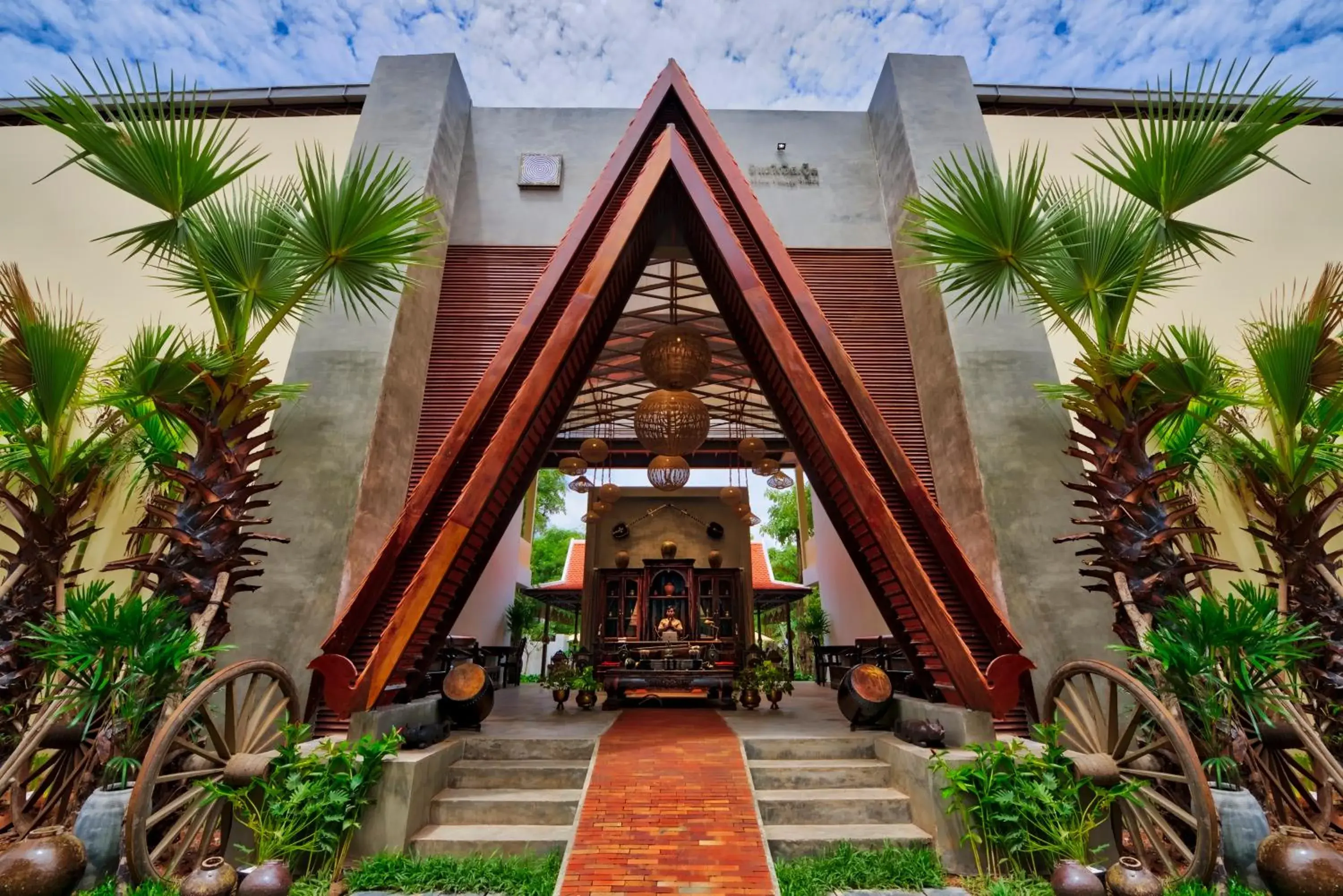 Facade/entrance in Mane Village Suites