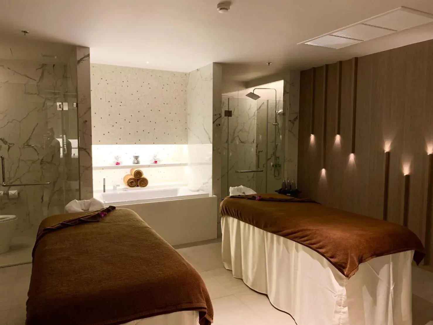 Massage, Bed in The Nature Phuket - SHA Extra Plus