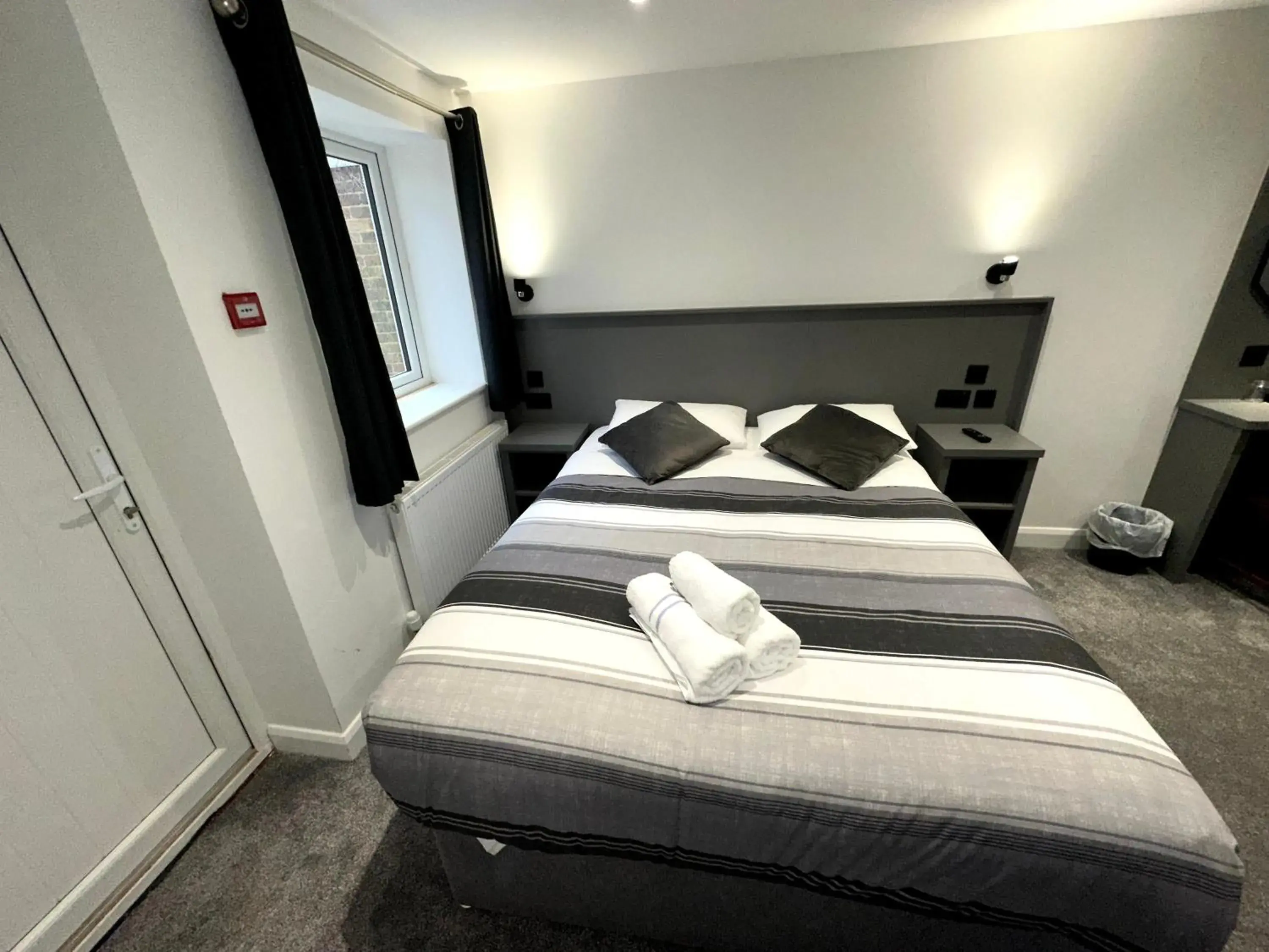 Bedroom, Bed in Gainsborough Lodge
