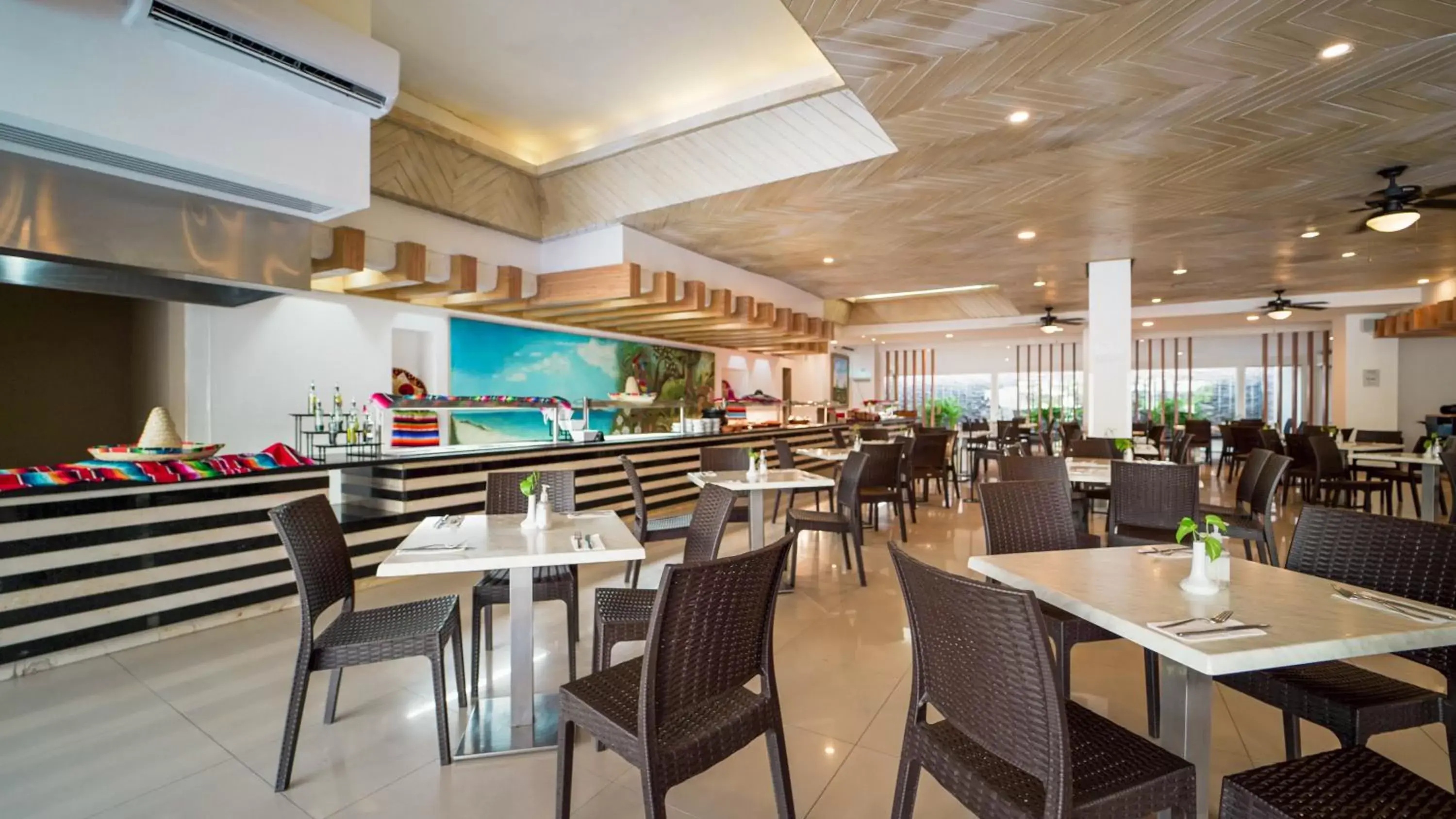 Restaurant/Places to Eat in Cancun Bay Resort - All Inclusive