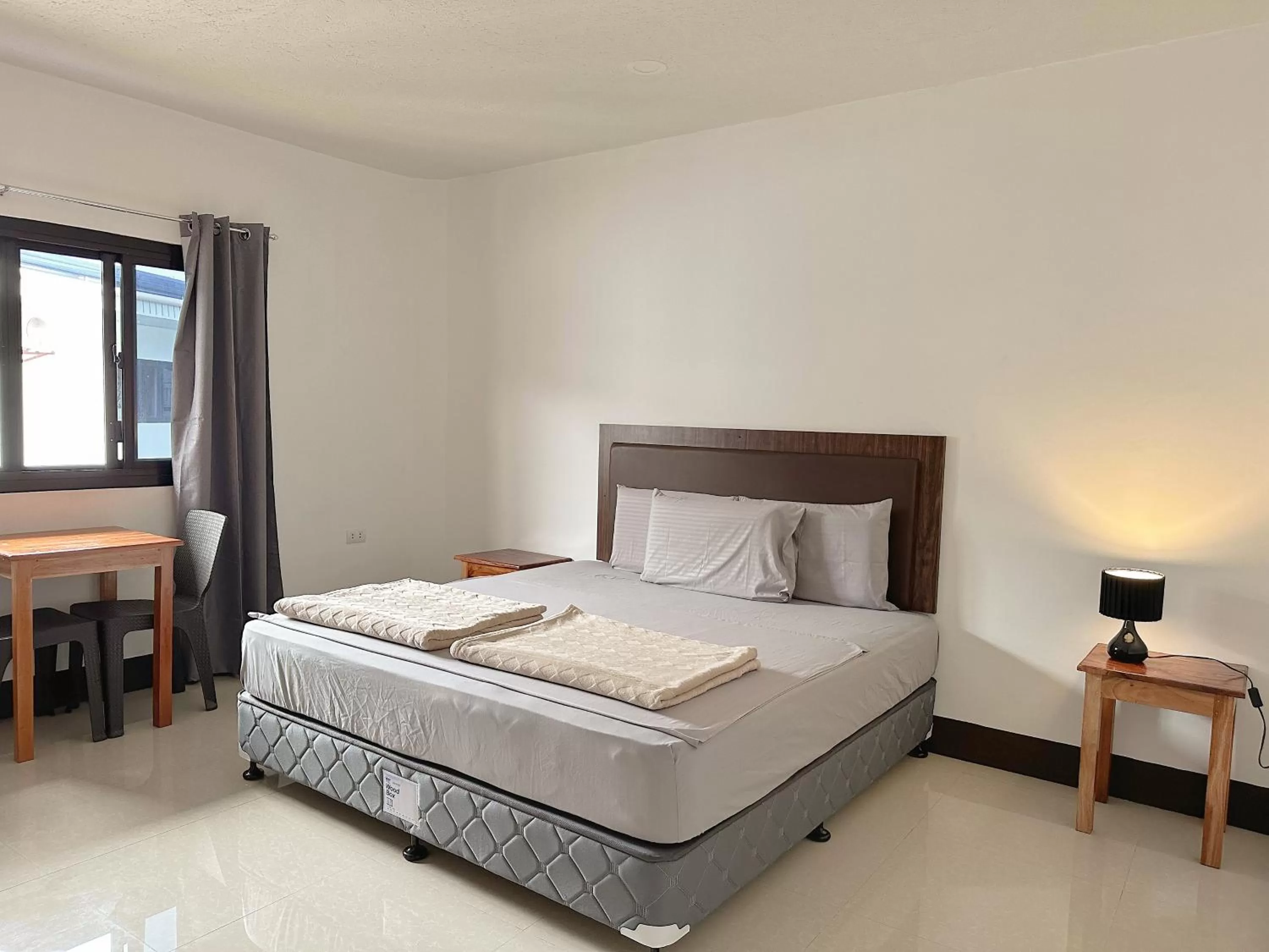 Bed in MGH Alona Resort