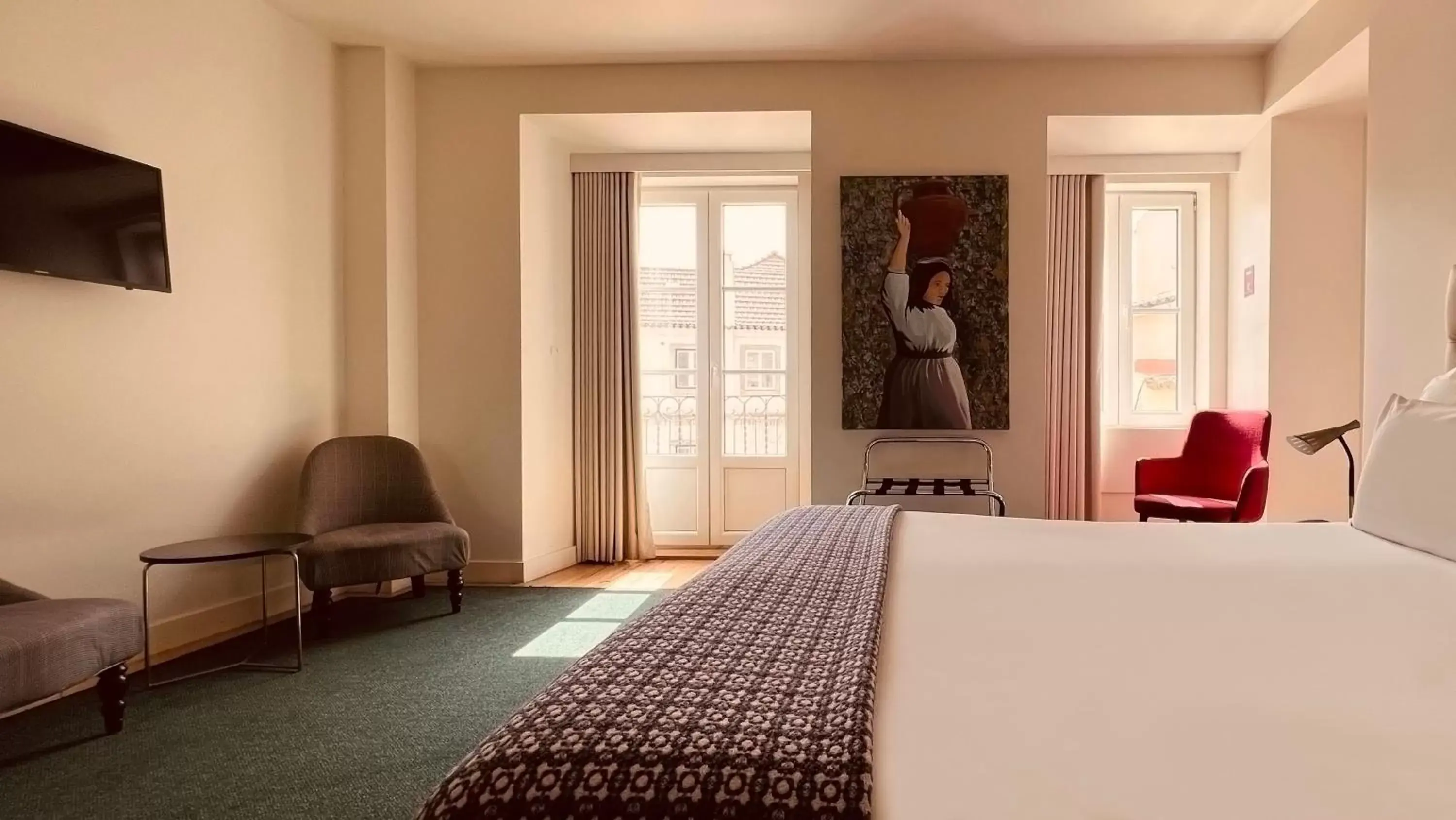 Bedroom in Monte Belvedere Hotel by Shiadu