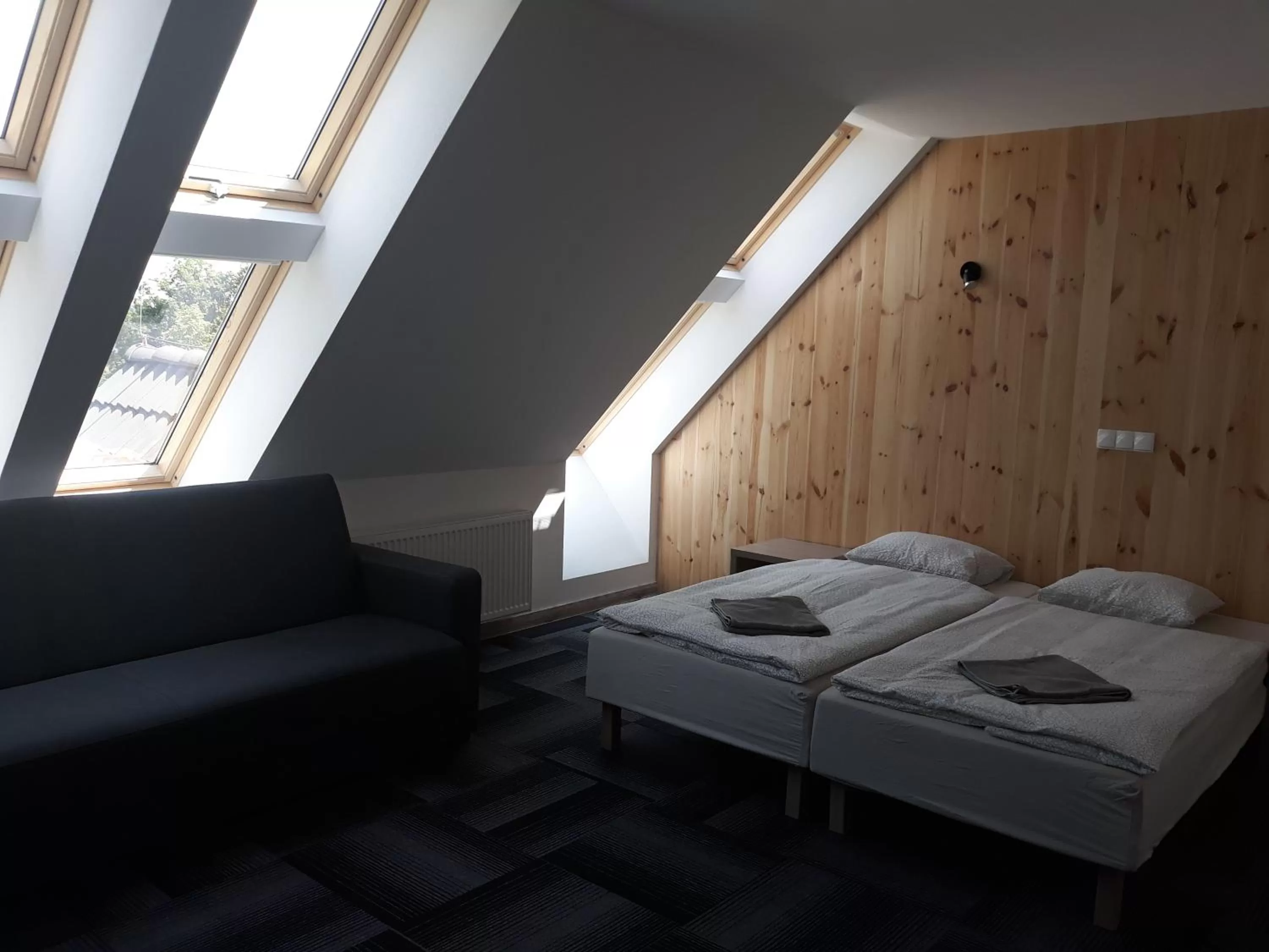 Seating area, Bed in dask resort