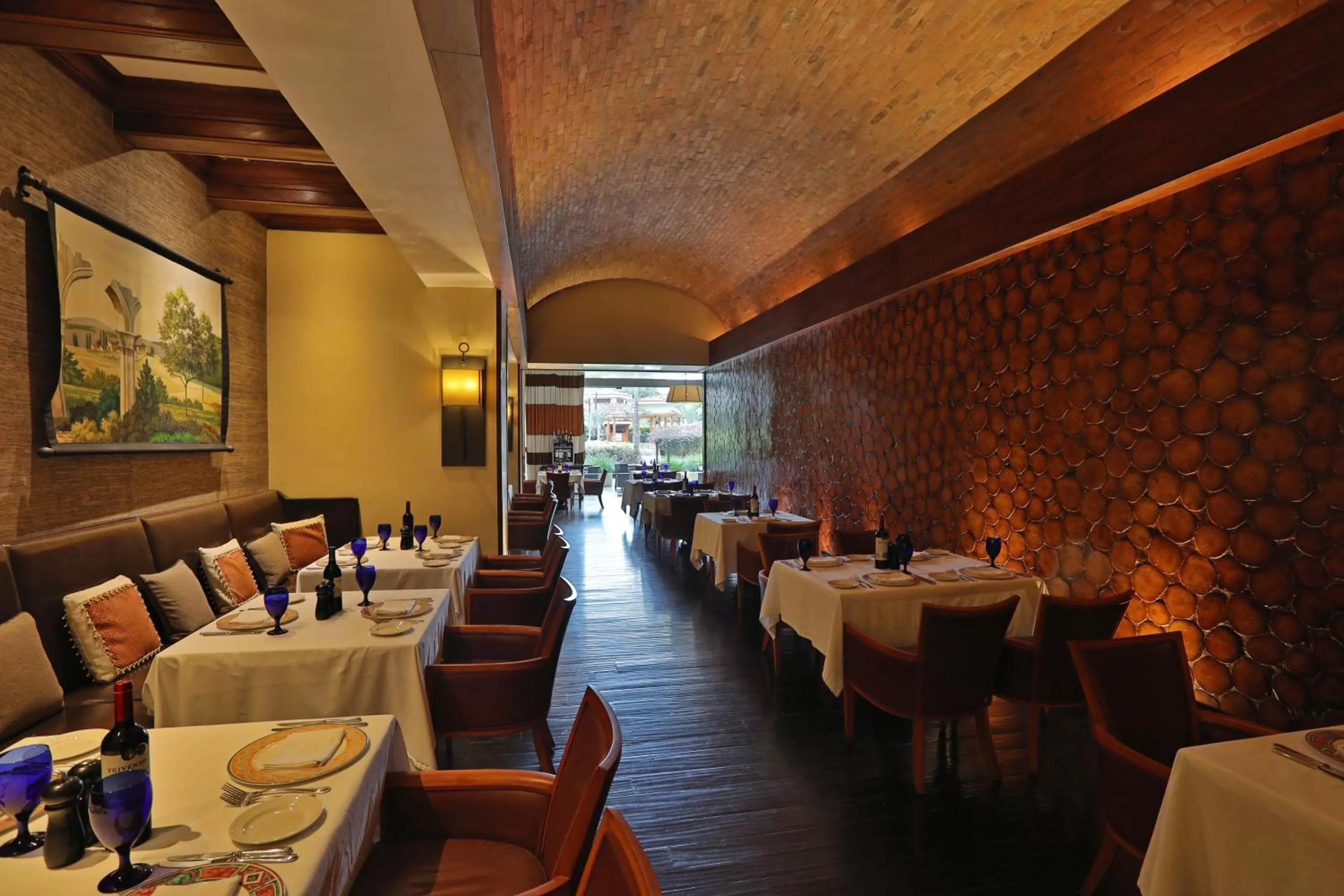 Restaurant/places to eat in InterContinental Costa Rica at Multiplaza Mall by IHG