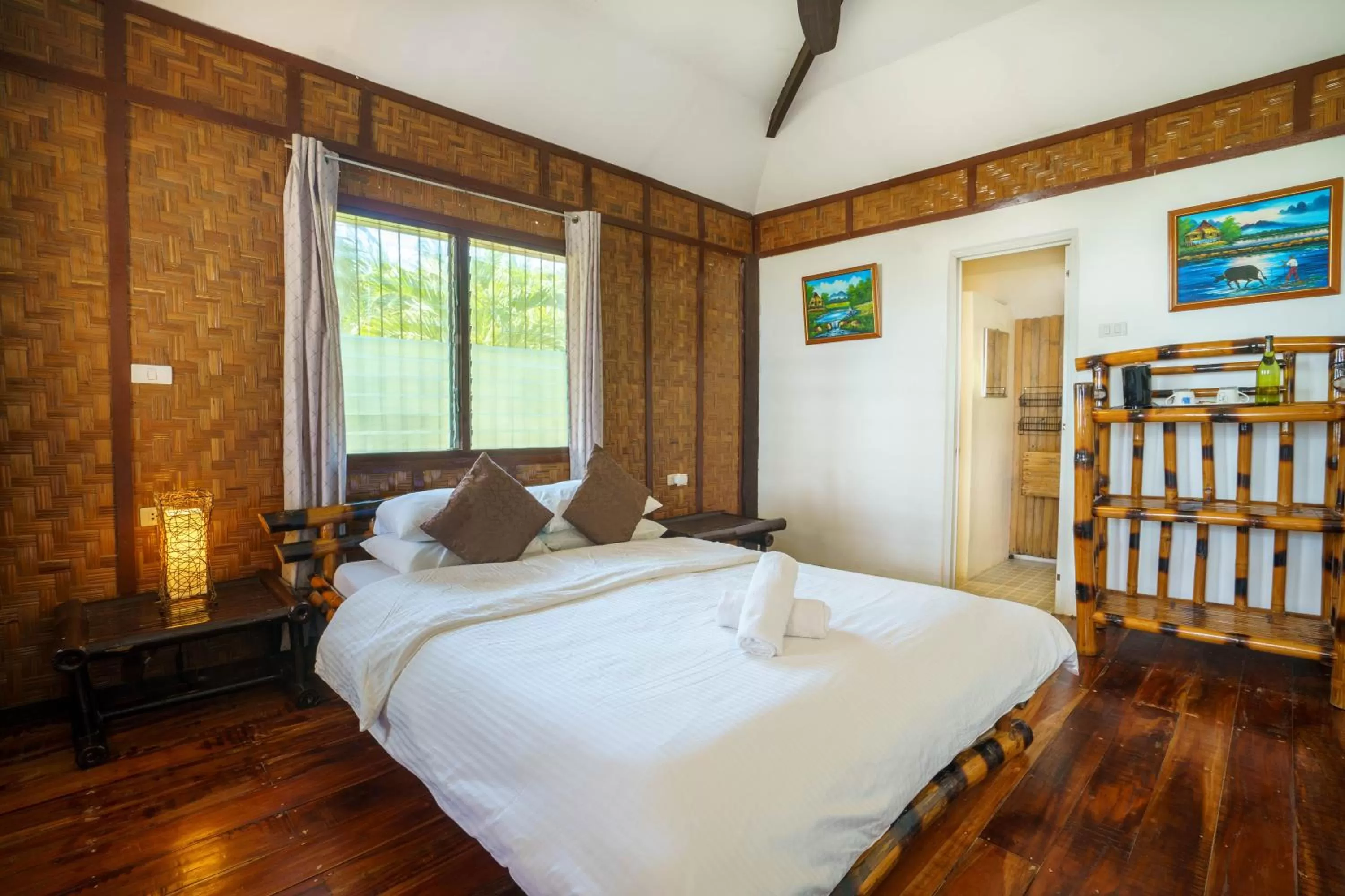 Bedroom, Bed in Charisma Beach Resort