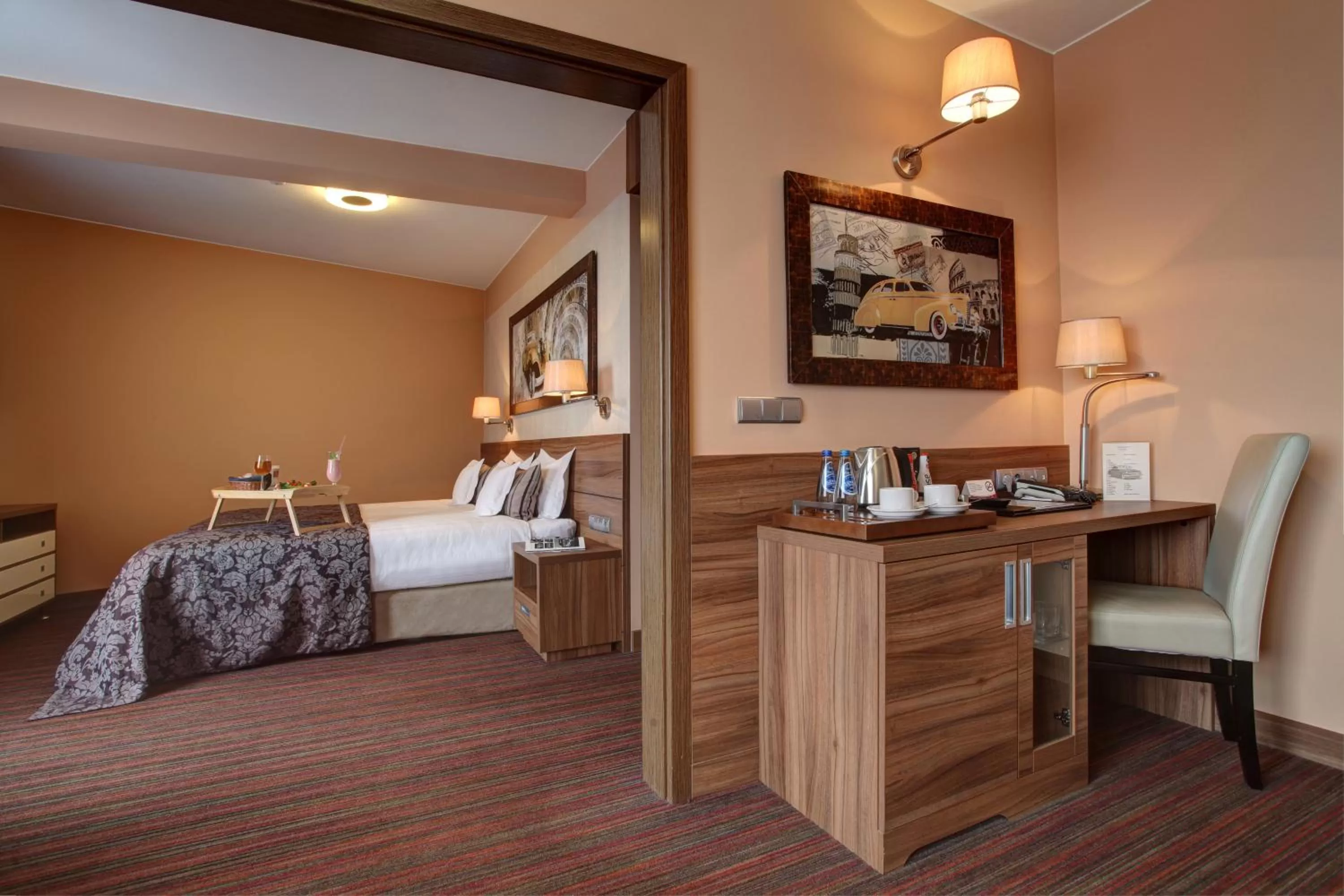 Photo of the whole room, Bed in Haston City Hotel