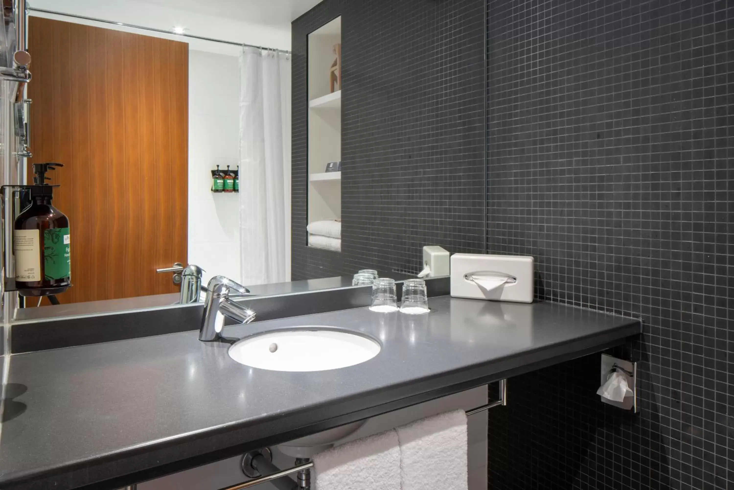 Bathroom in Crowne Plaza London - Docklands, an IHG Hotel