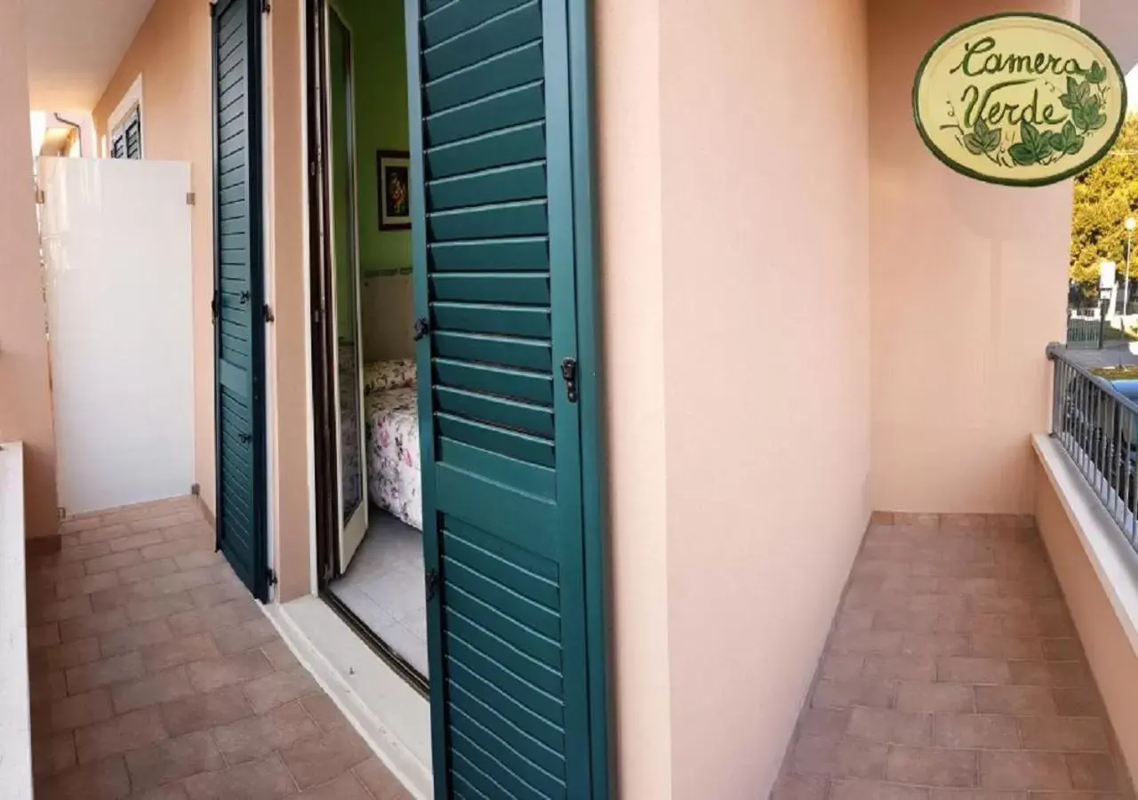 Balcony/Terrace in Bed and Breakfast Verde Azzurro