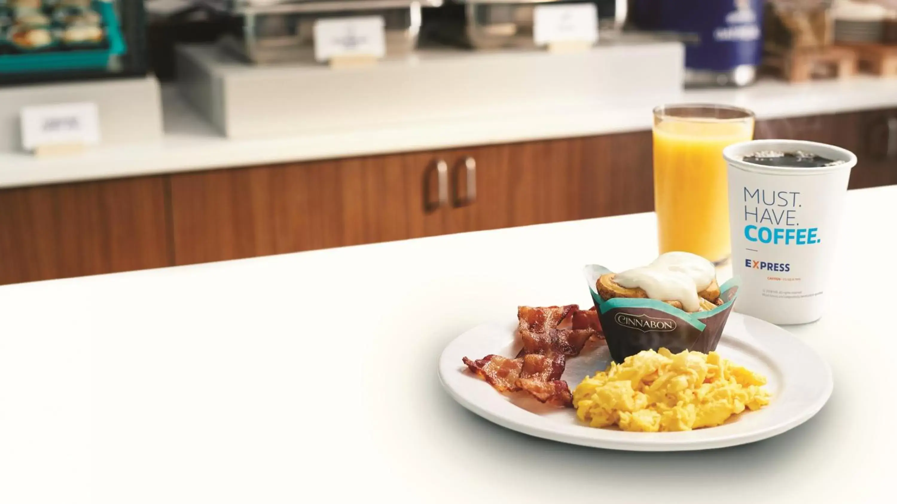 Breakfast in Holiday Inn Express & Suites Tupelo, an IHG Hotel