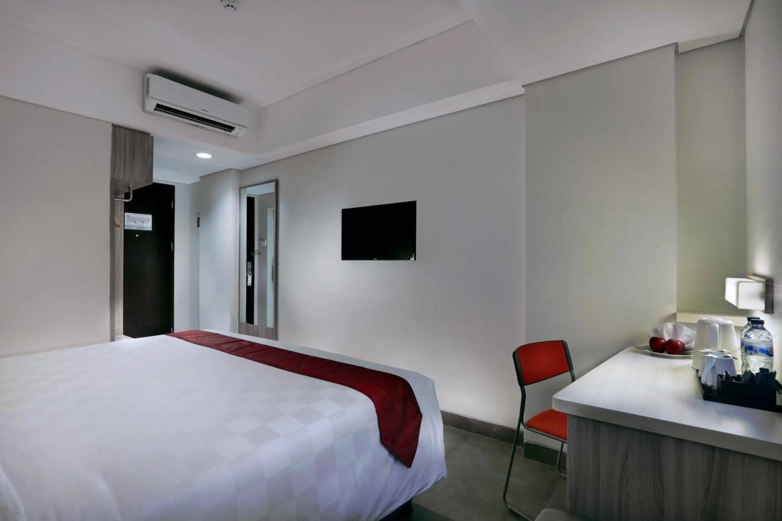 Bed in Grand Cordela Hotel Bandung