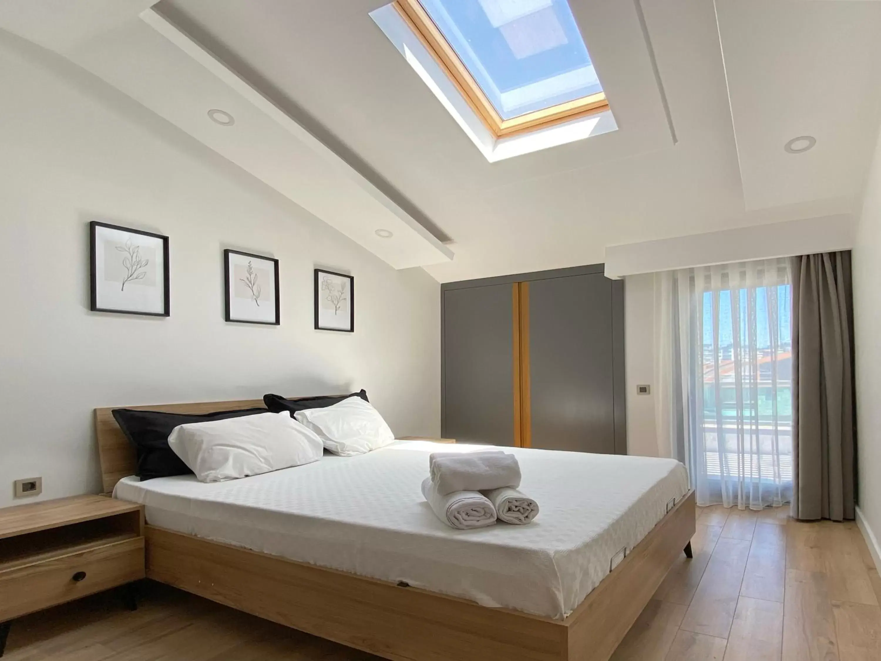 Bed in Veranda Suites Bed in Veranda Suites