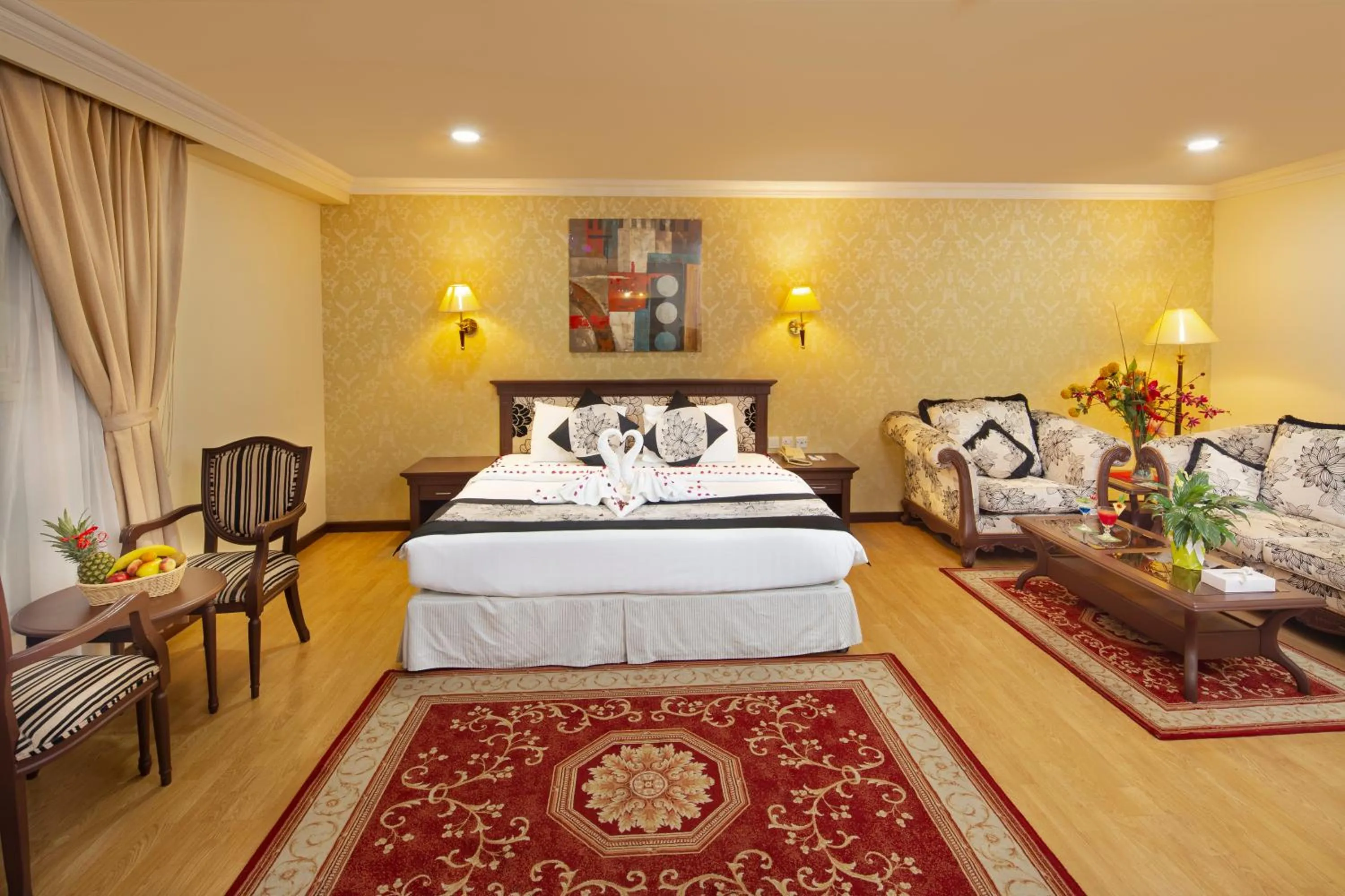Bed in Pars International Hotel