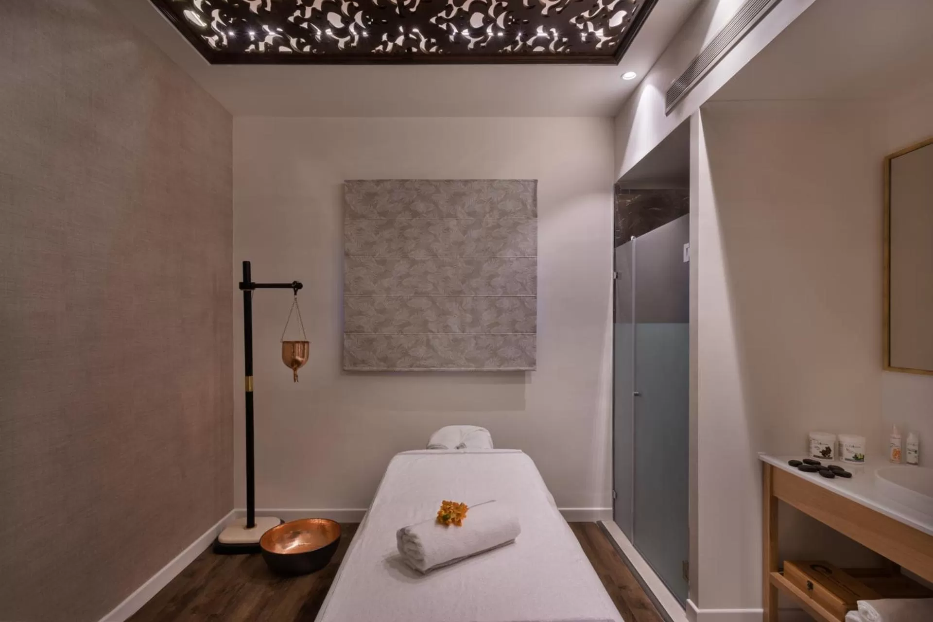 Massage, Bed in Herbert Samuel Bayit Bagalil Boutique