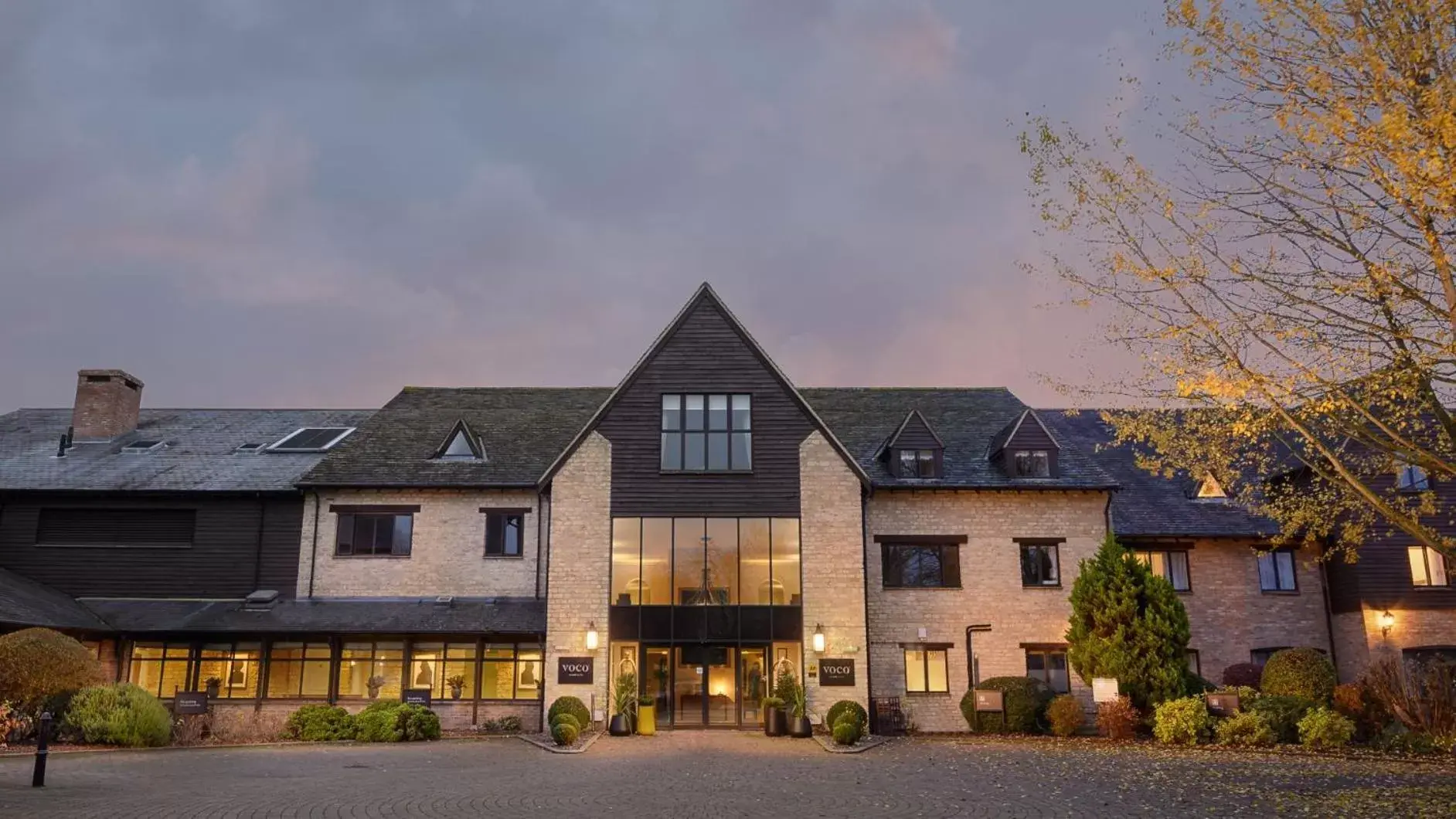 Property building in voco Oxford Spires by IHG Property building in voco Oxford Spires by IHG